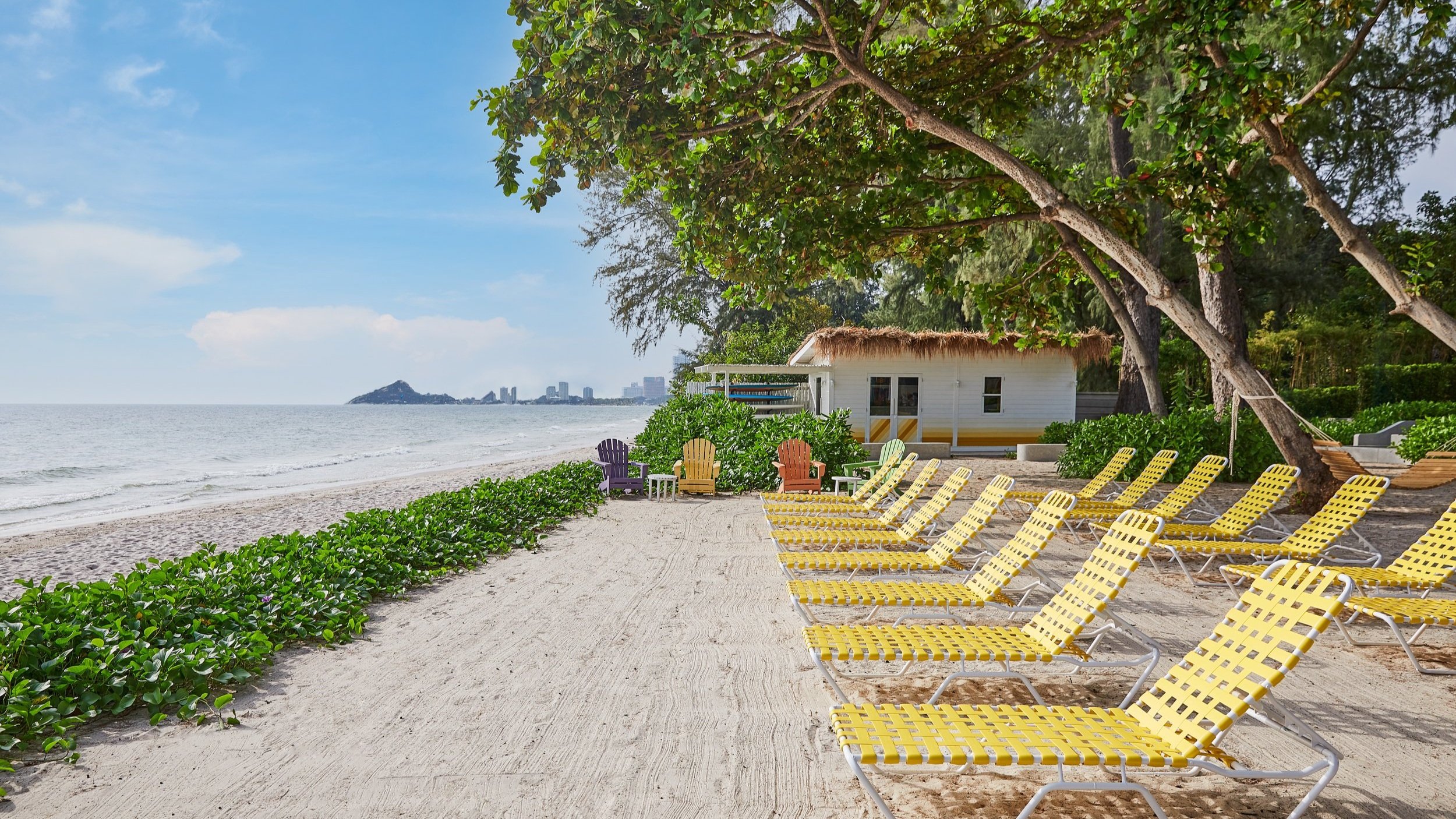 Beach+Front+Lawn+1-0051_RE.jpg