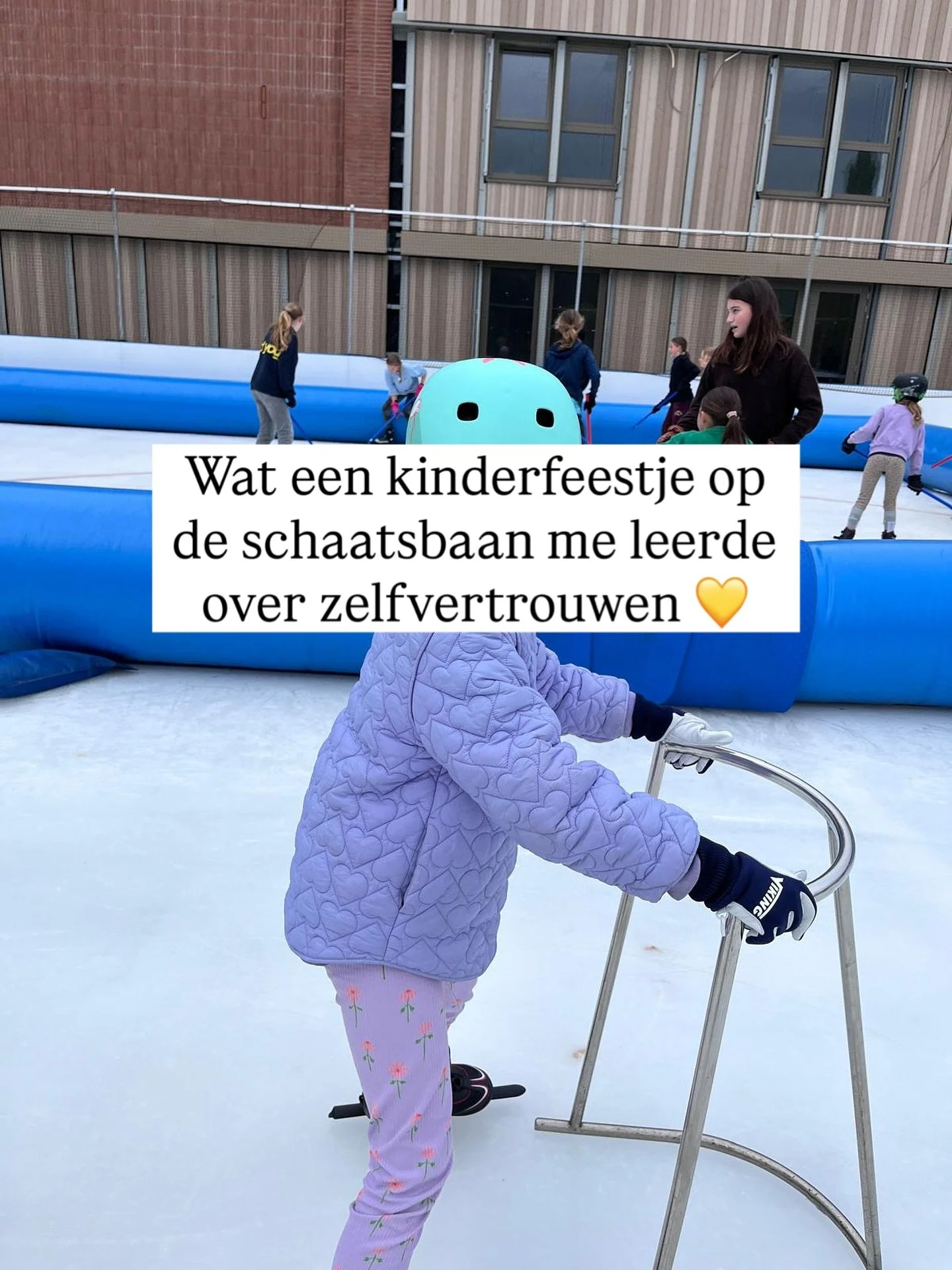 Mijn dochter vierde gisteren haar kinderfeestje op de schaatsbaan. Ze is dol op schaatsen ⛸️

Een andere ouder zei:
&lsquo;Ik kan niet schaatsen. Ik heb het &eacute;&eacute;n keer geprobeerd, maar het is niks voor mij.&rsquo;

En ik dacht: wat goed!
