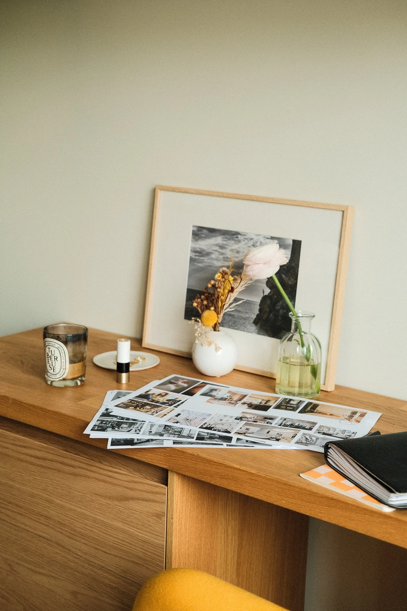 Espace travail créatrice revue indépendante