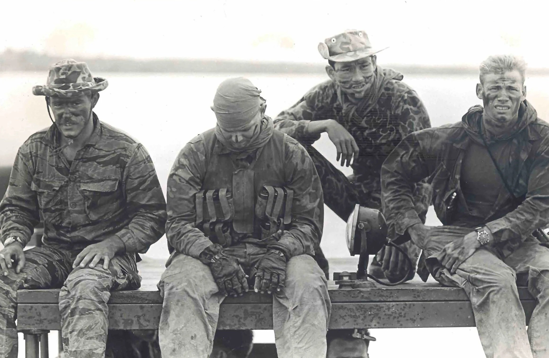 TUDOR SUBMARINERS IN VIETNAM
