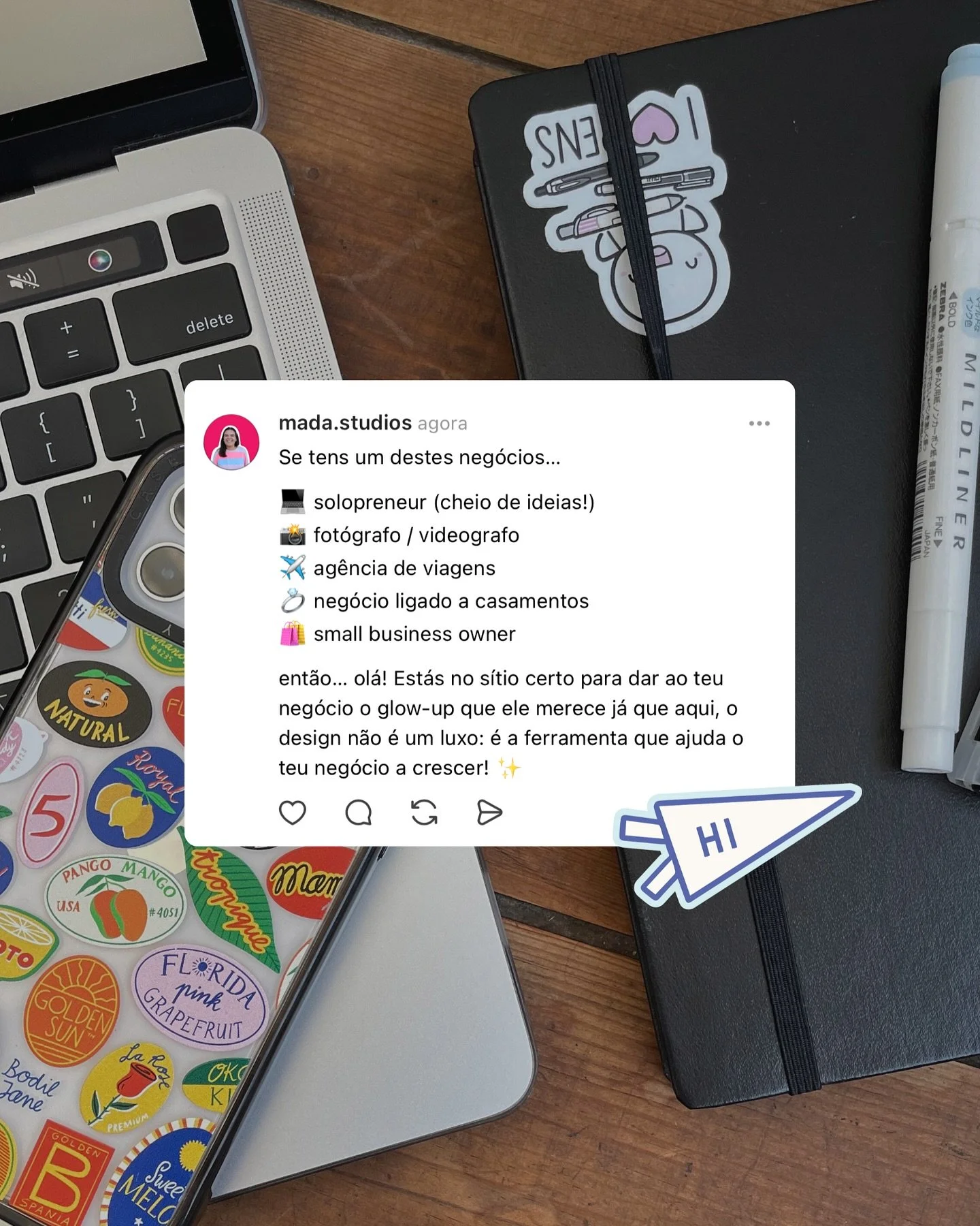 Se já estás por tudo com o caos que é ter uma identidade visual coerente + criar conteúdo + manter o feed bonito e estratégico então respira, porque eu estou aqui para ajudar.
Na Mada Studios, simplificamos