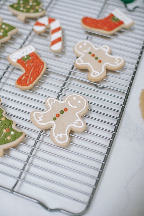 Why do I keep eating Christmas cookies?!