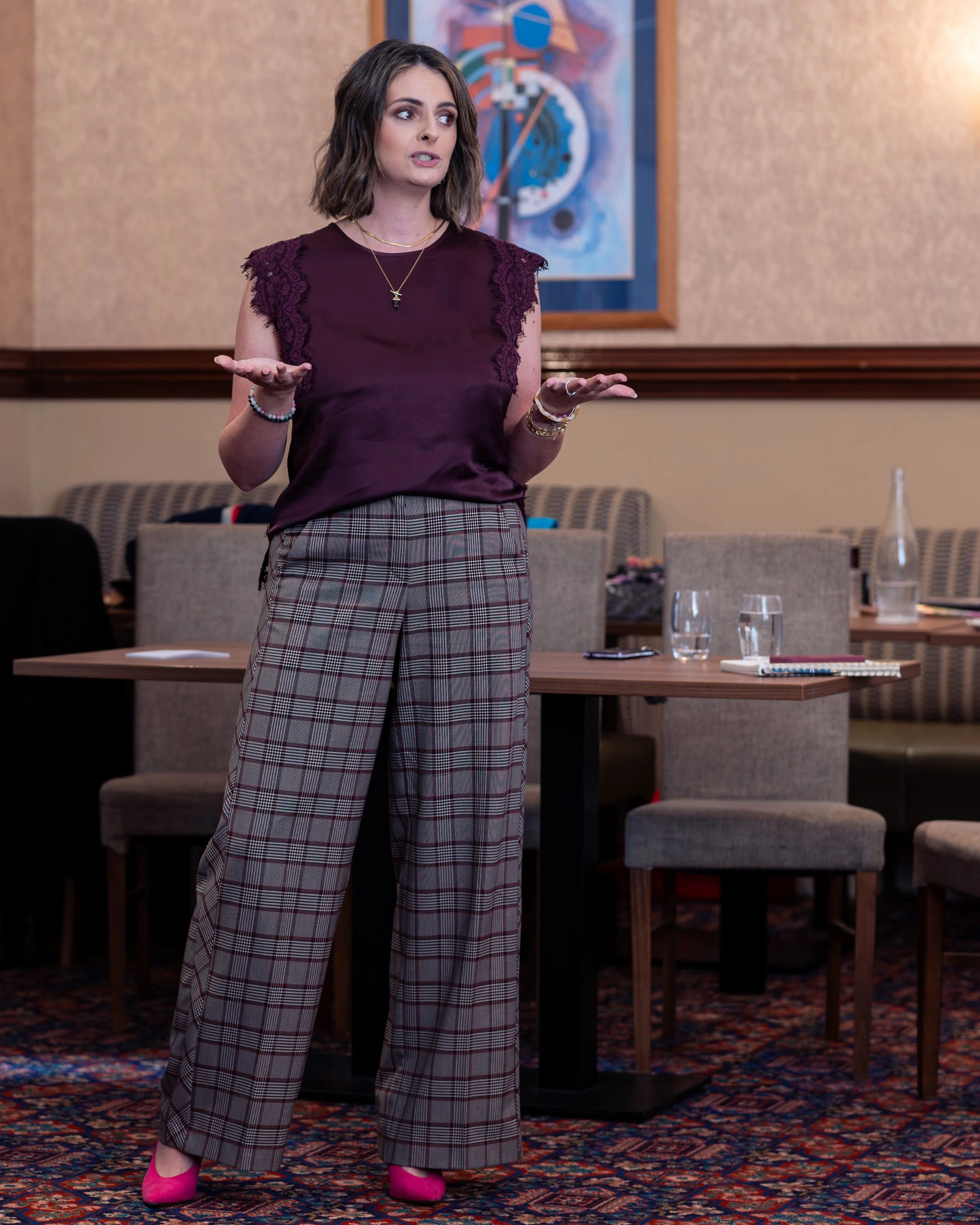 **A picture is worth a thousand words - so what are your clothes saying about you before you&rsquo;ve said a word? 📸✨**

I had SUCH a lovely time at @NetworkIrelandWestCork talking all things style, confidence and getting camera-ready ❤️

Because wh