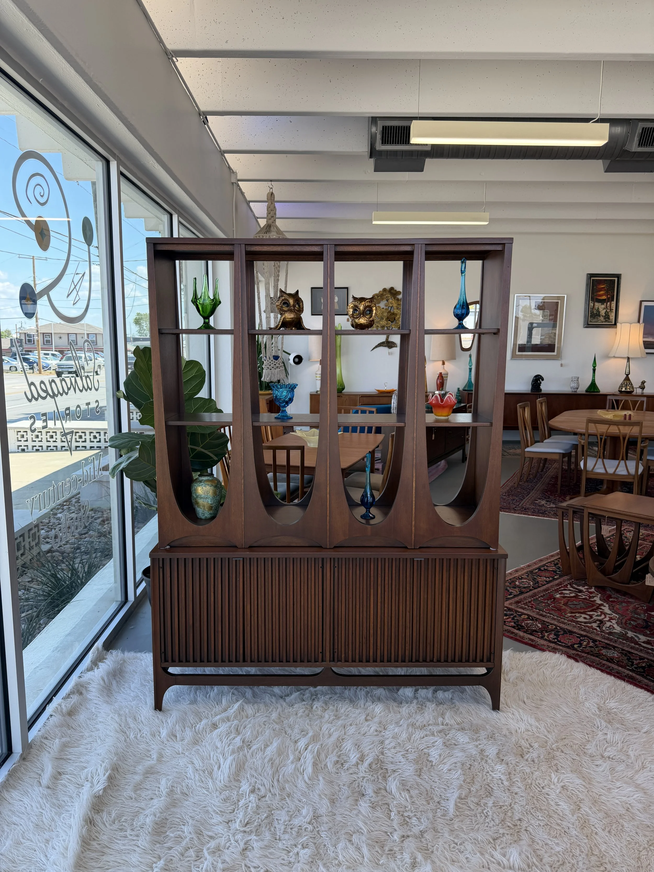 Broyhill Brasilia room divider