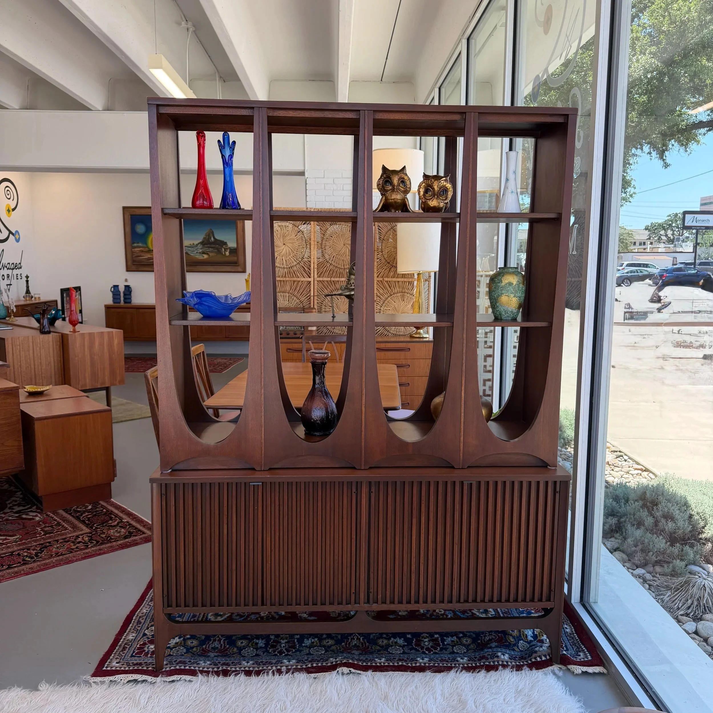 Broyhill Brasilia room divider
