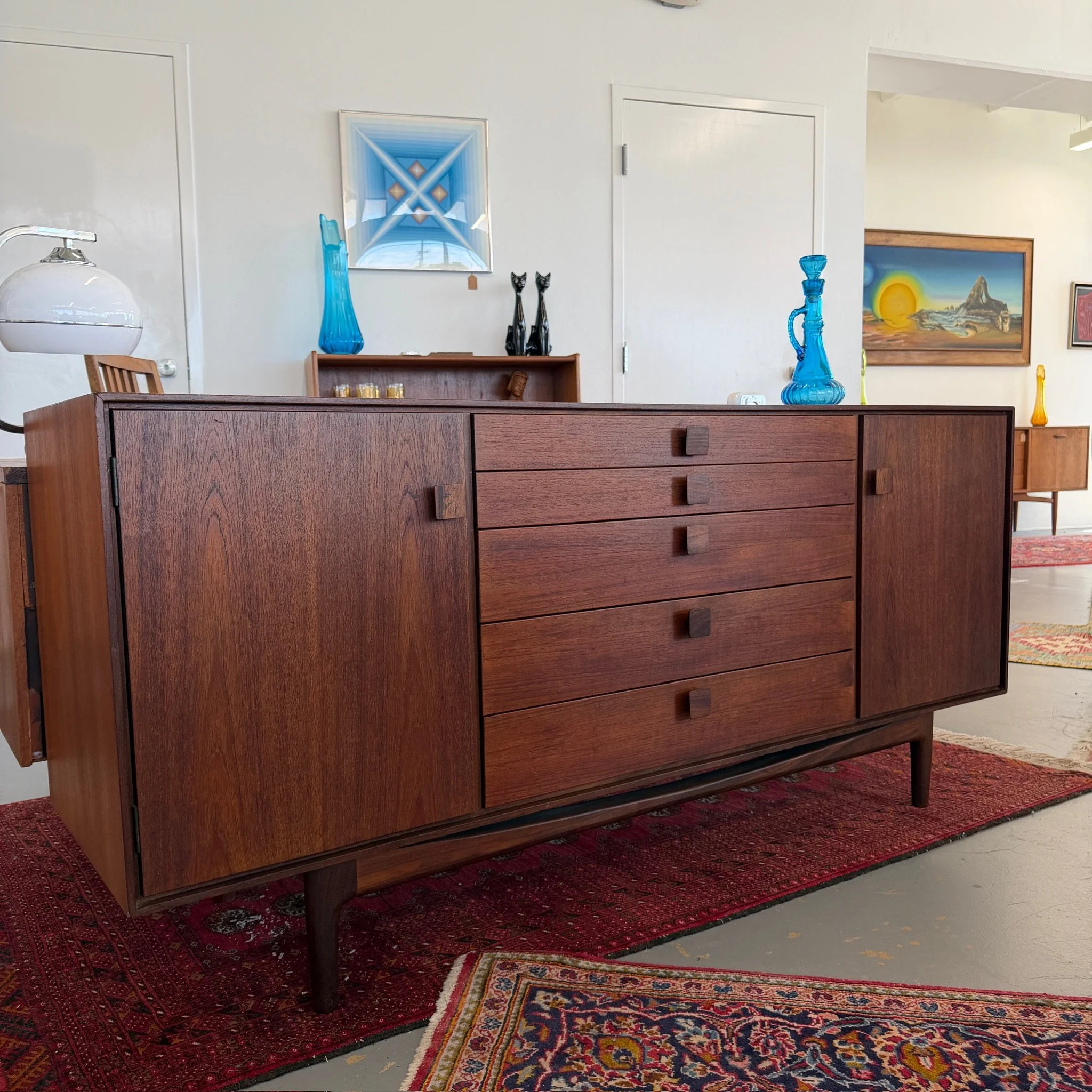 Kofed Larsen credenza