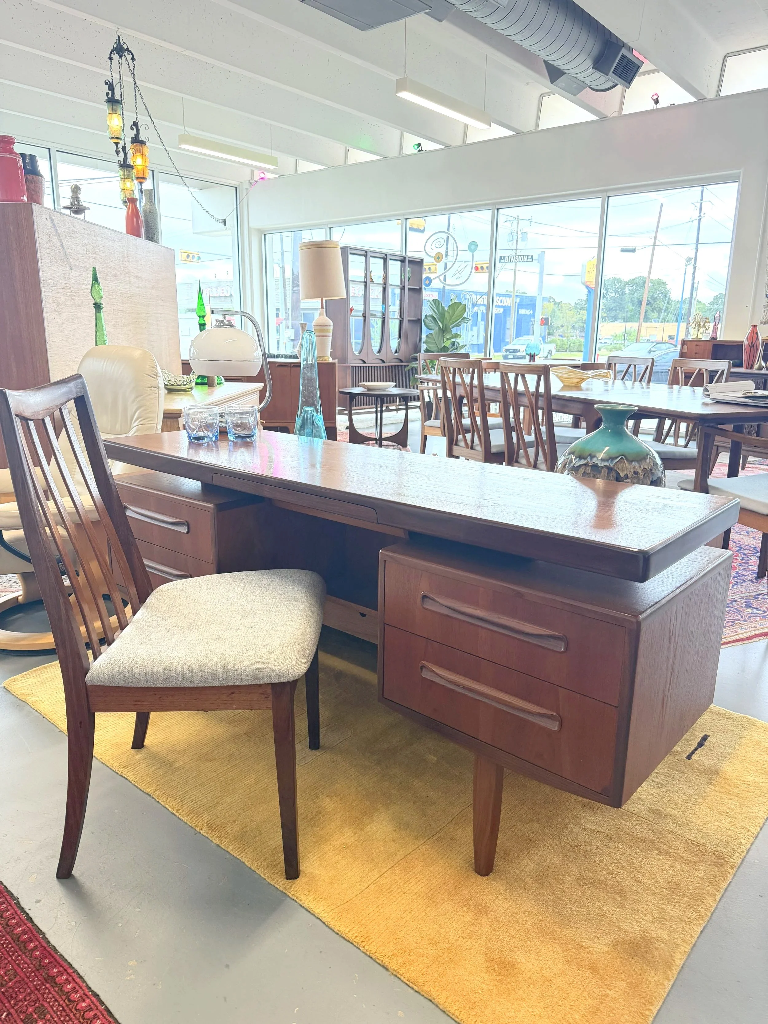 G Plan 'Fresco' desk