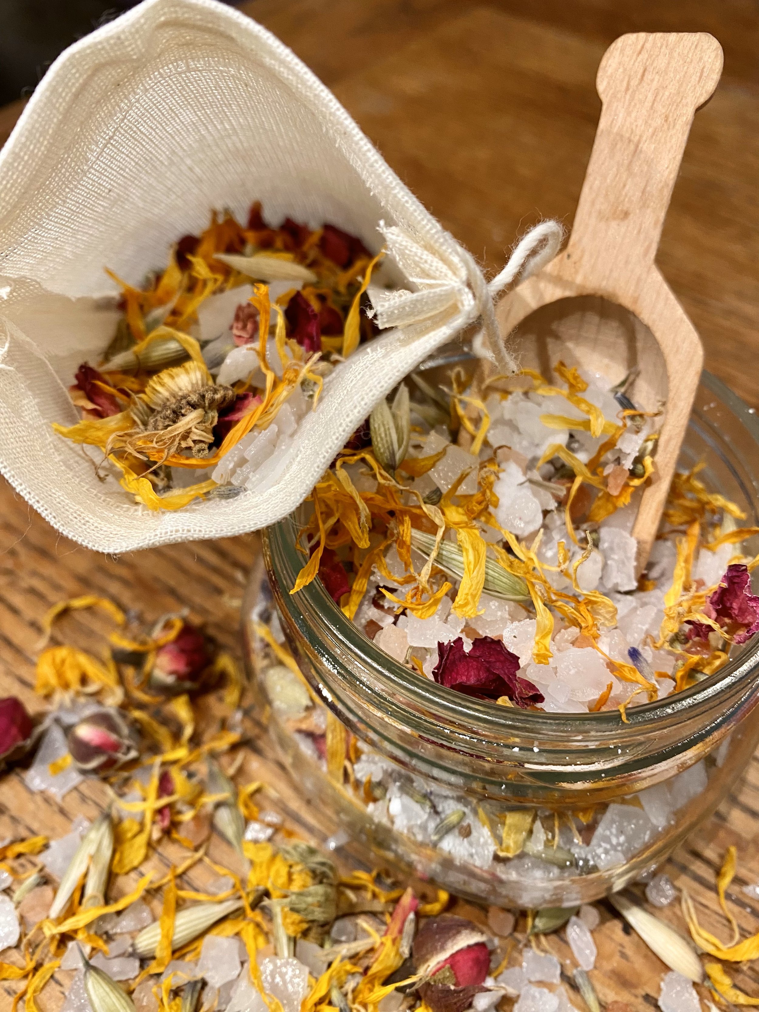Herbal Tea Bath- Mineral Salts & Botanicals