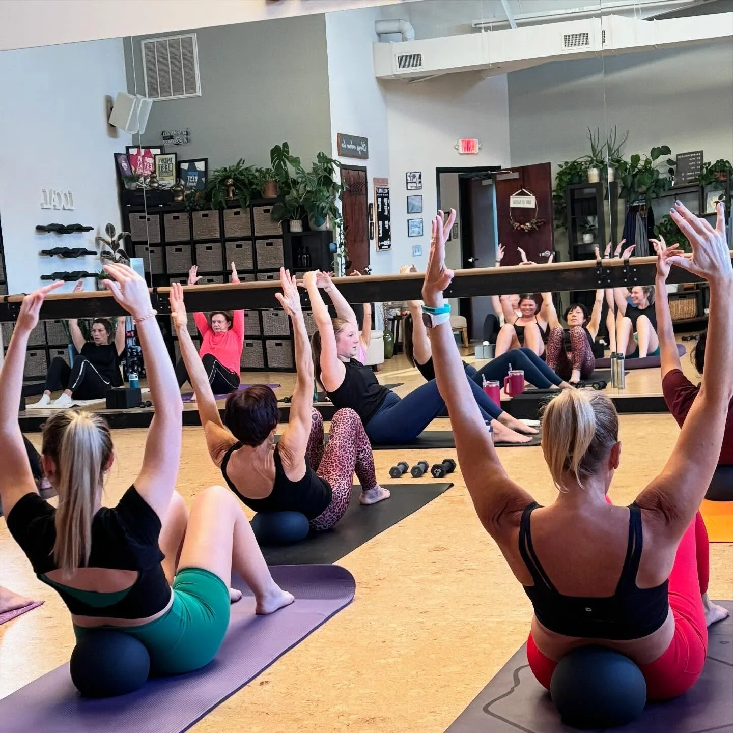 That &ldquo;we finally made it to Friday&rdquo; kind of movement. Slide into class with us and start your weekend feeling lighter.

FRI:⁣⁣⁣⁣⁣⁣⁣⁣⁣⁣⁣⁣⁣⁣⁣⁣⁣⁣⁣⁣⁣⁣⁣⁣⁣⁣⁣⁣⁣⁣⁣⁣⁣⁣⁣⁣⁣⁣⁣⁣⁣⁣⁣⁣⁣⁣⁣⁣⁣⁣⁣⁣⁣⁣⁣⁣⁣⁣⁣⁣⁣⁣⁣⁣⁣⁣⁣⁣⁣⁣⁣⁣⁣⁣⁣⁣⁣⁣
10:45a - VIRTUAL Sculpt+Flow⁣⁣⁣⁣⁣⁣⁣