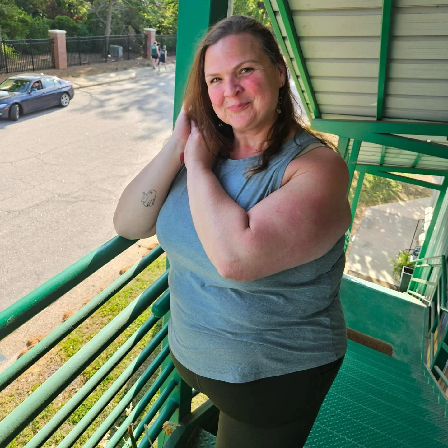 Welcoming in a fresh month with a fresh Member Spotlight!

Meet Gwen, our April Member of the Month🌷🪻🌷

1.  How long have you been a member at Barre-Up and what inspired you to take your first class?

✨I originally signed up for the 3 week intro s