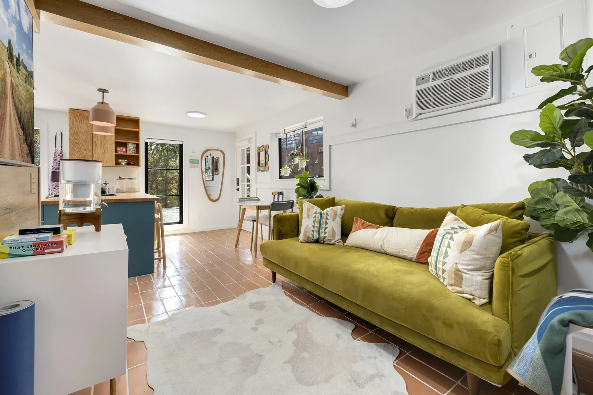 LivingRoom.jpg