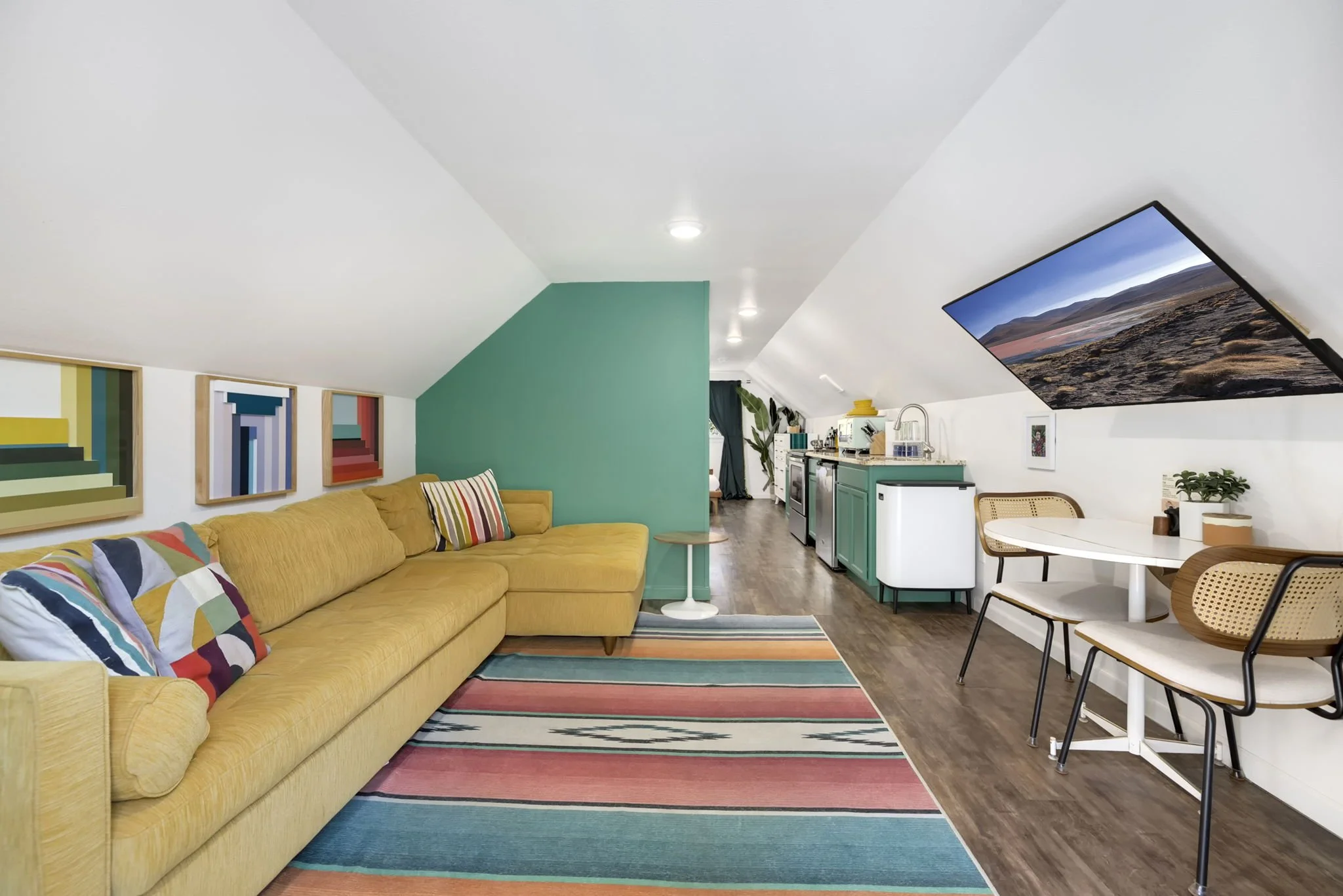 Living Room.jpg