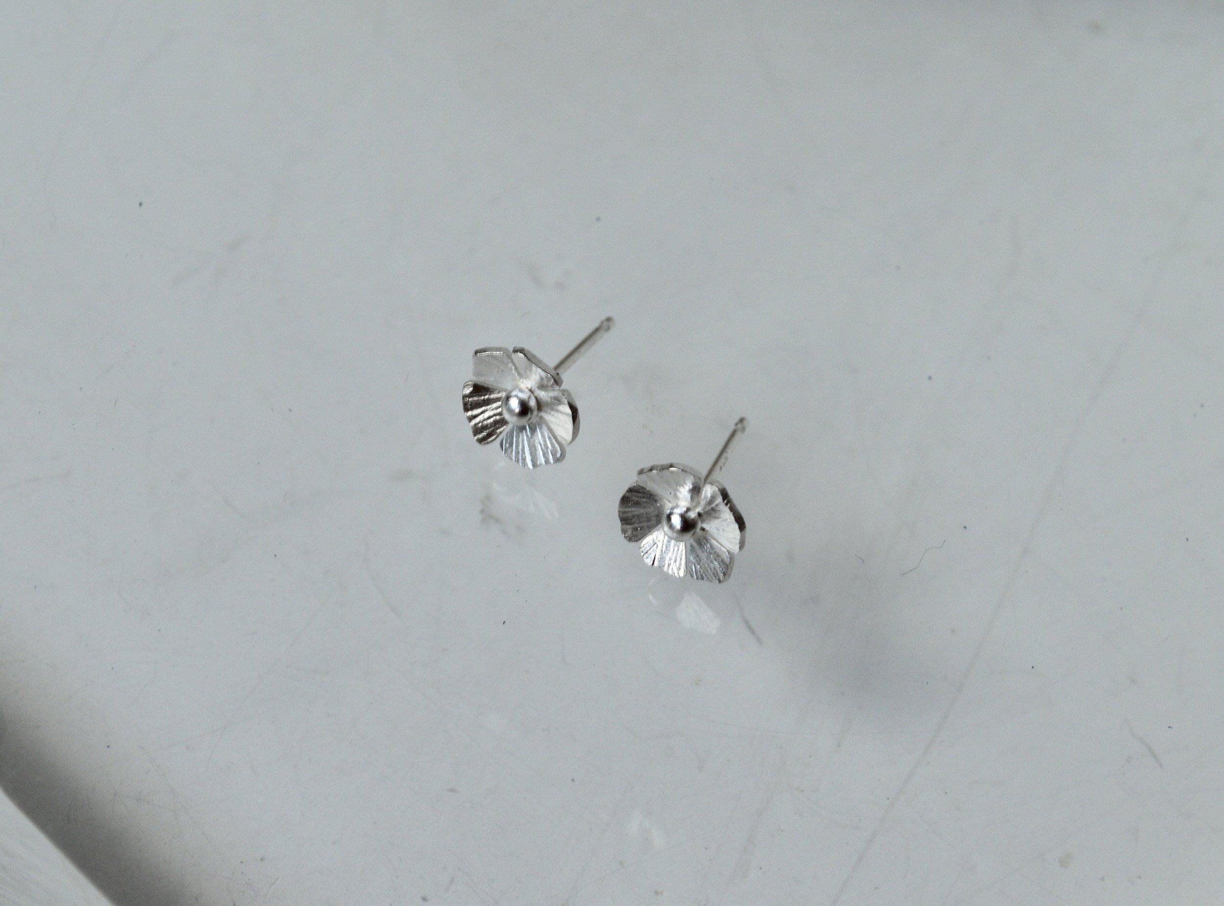 https://i.etsystatic.com/5389421/r/il/52d8b7/3365195892/il_fullxfull.3365195892_t0ei.jpg