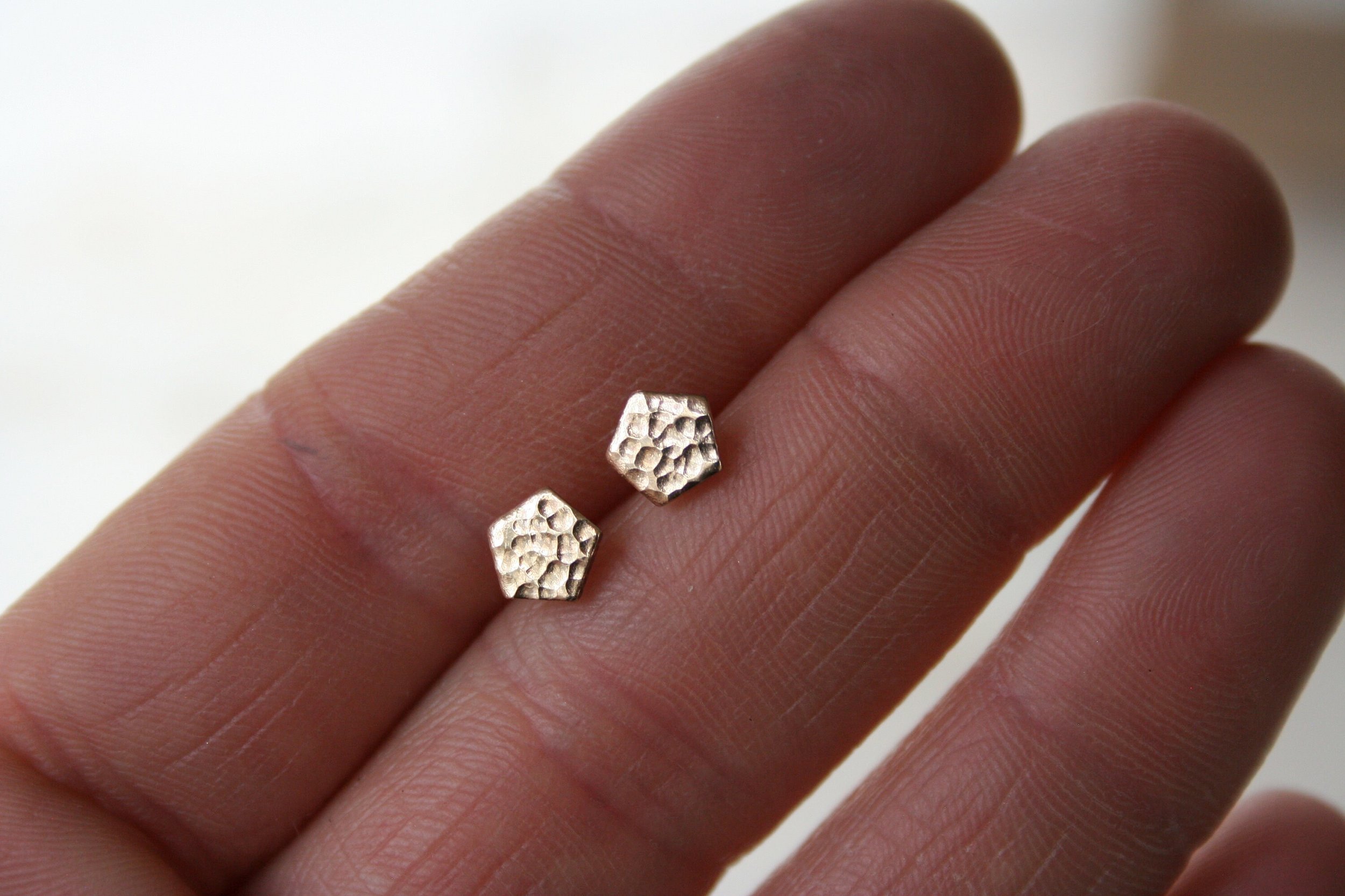 https://i.etsystatic.com/5389421/r/il/4c4c20/4734128647/il_fullxfull.4734128647_lweq.jpg