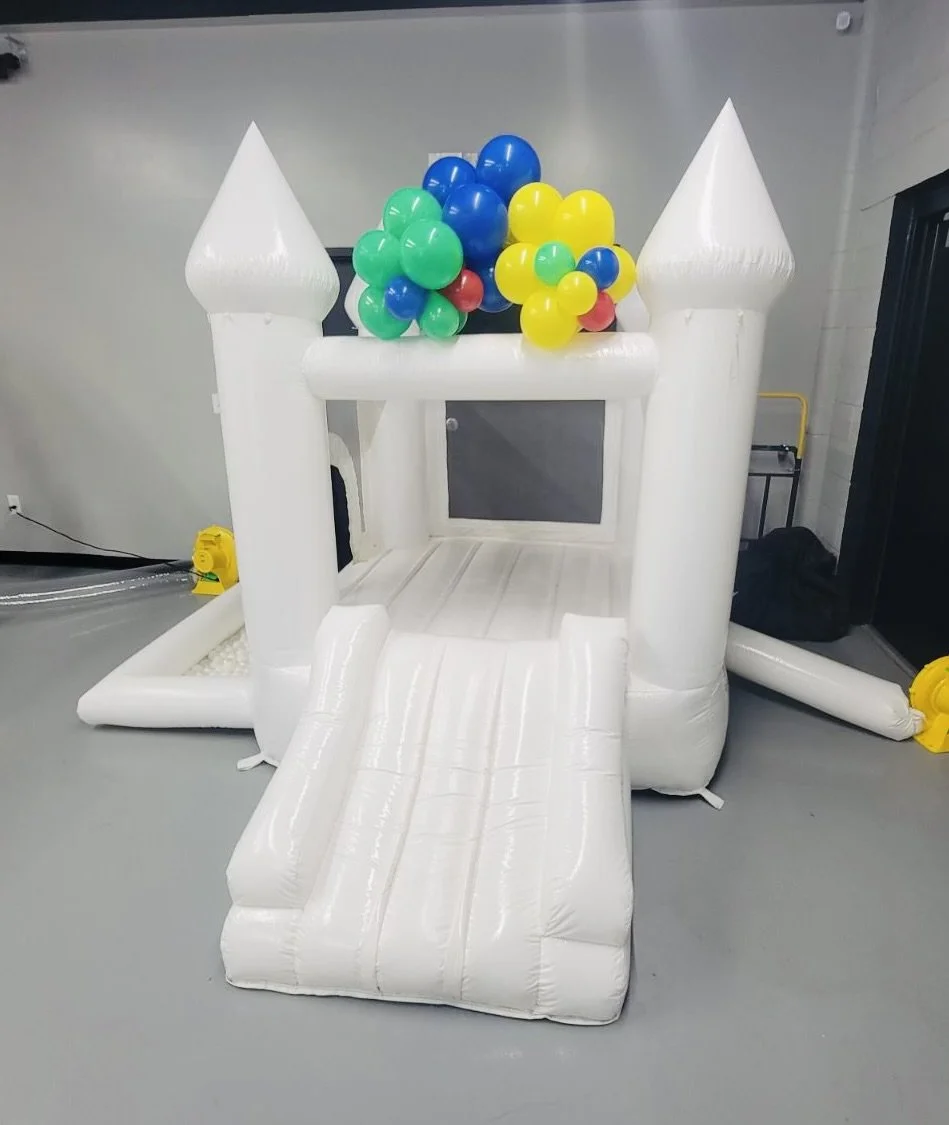 mini bounce house with balloons