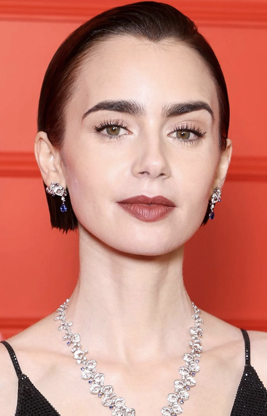 red-carpet-lily-collins-emily-in-paris-season-5-fiona-stiles.png