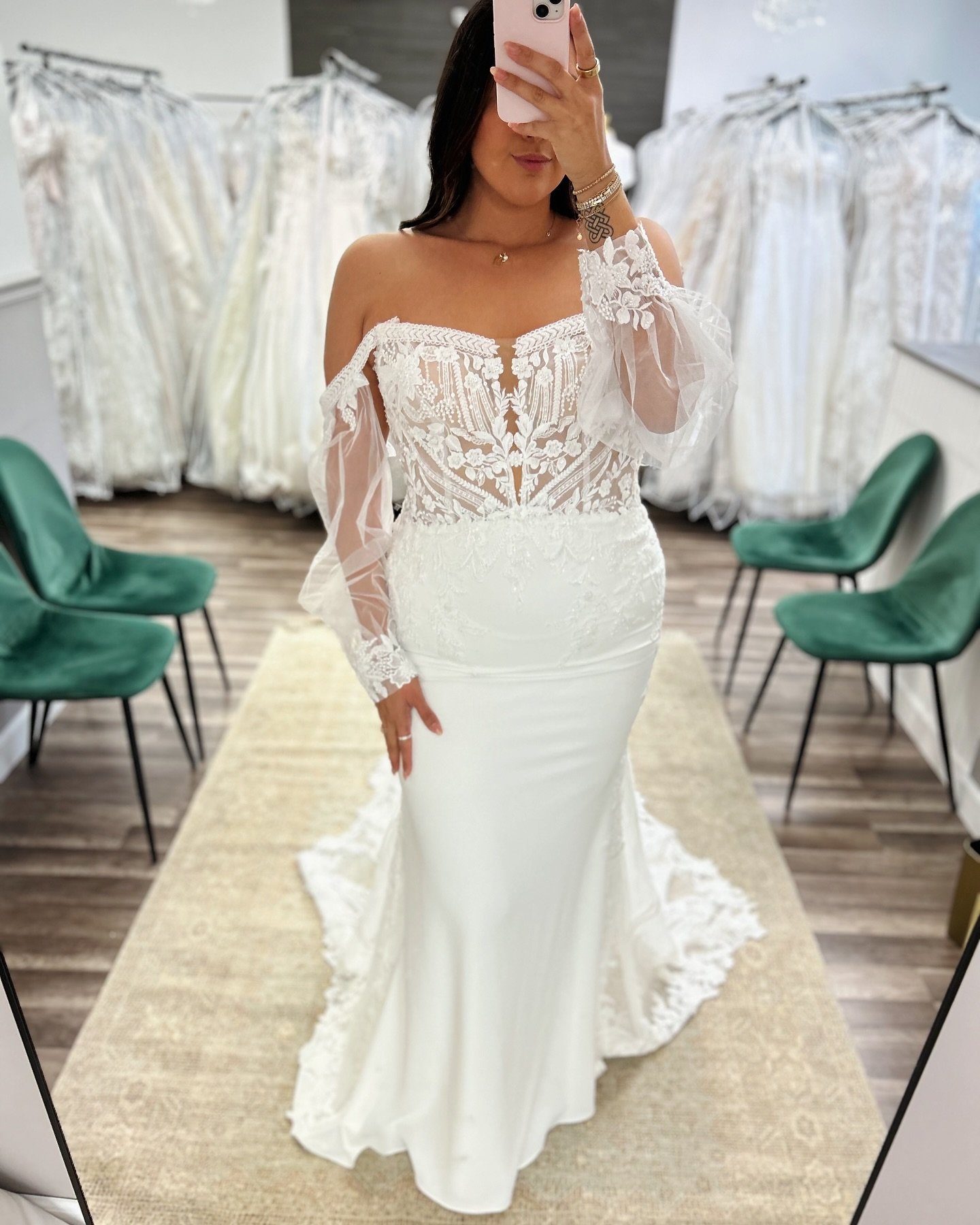 We are in love with this weeks #TryOnTuesday 

This gorgeous crepe gown is part of our Private Label Emilia Leray! Our Private Label gowns are brand new and give brides the opportunity to find a brand new dress in budget! 

Originally: $2,499
Now: $1