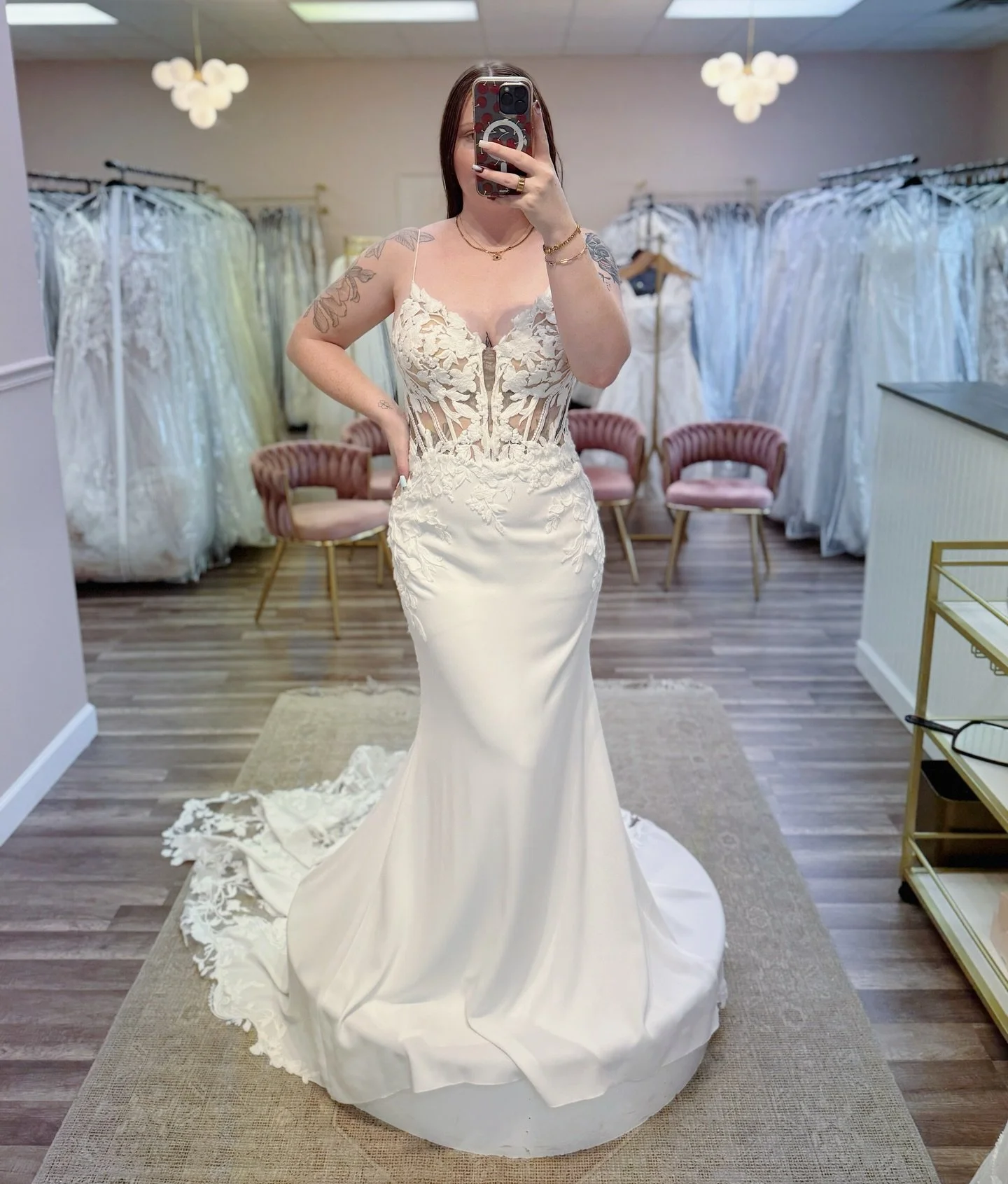 A little sultry one for this weeks #tot ✨🤍

Originally: $3,299
The One: $2,099
Size: 12