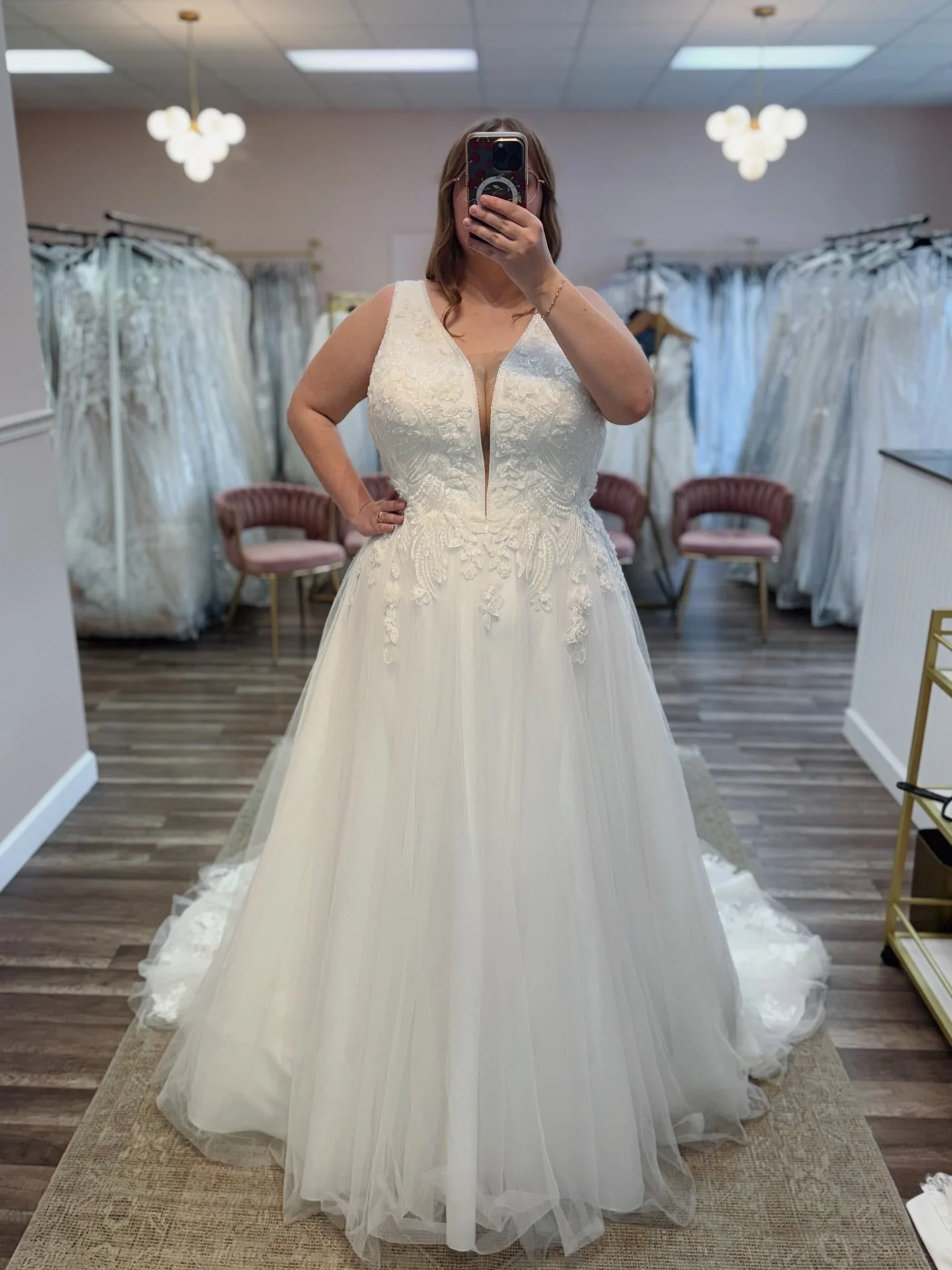 The most romantic, whimsical dress🤍✨

Originally: $1,999
The One: $1,499
Size: 28