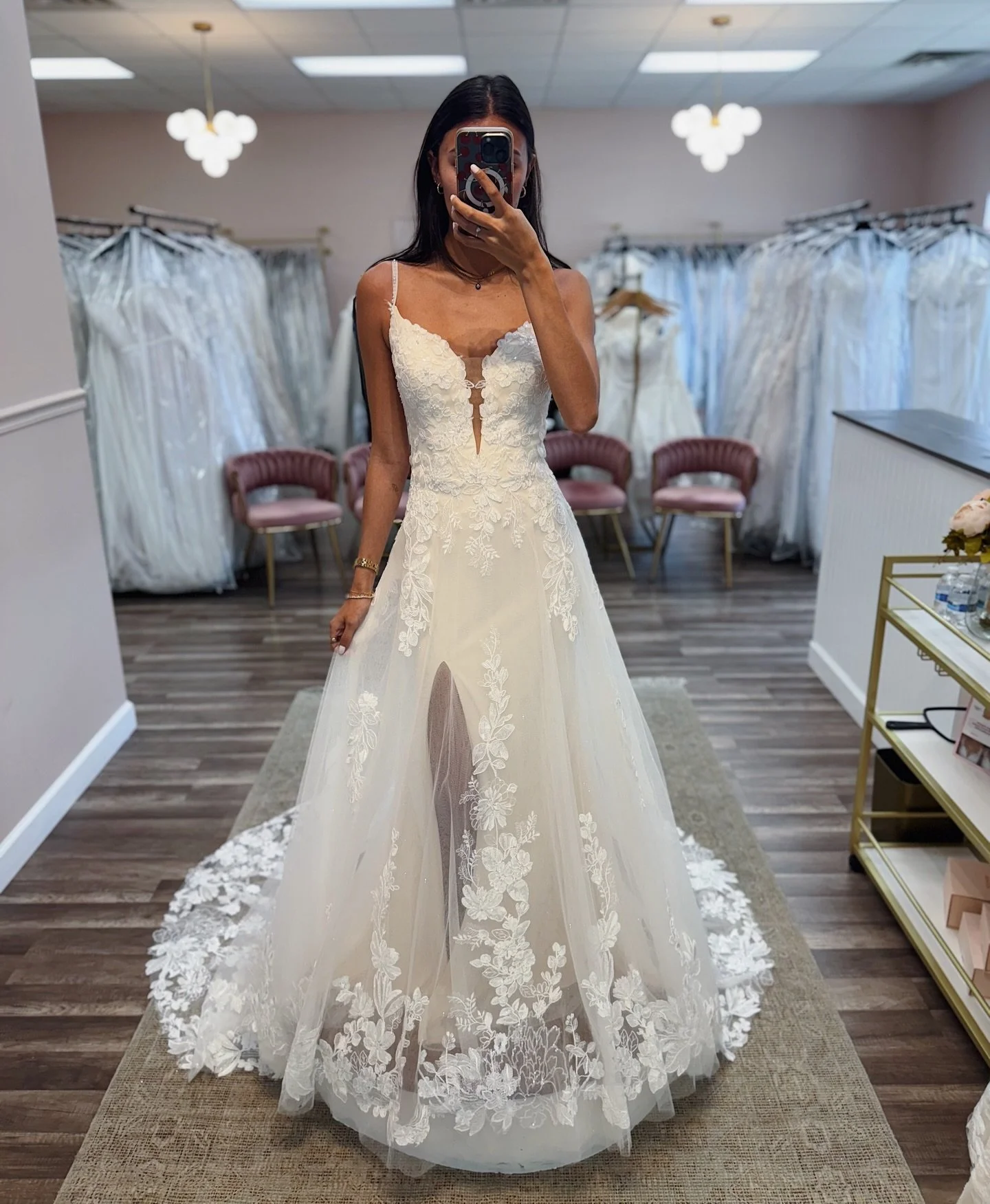 Wandering lace and a slit is all we need💐

Originally: $2,599
The One: $1,599
Size: 12