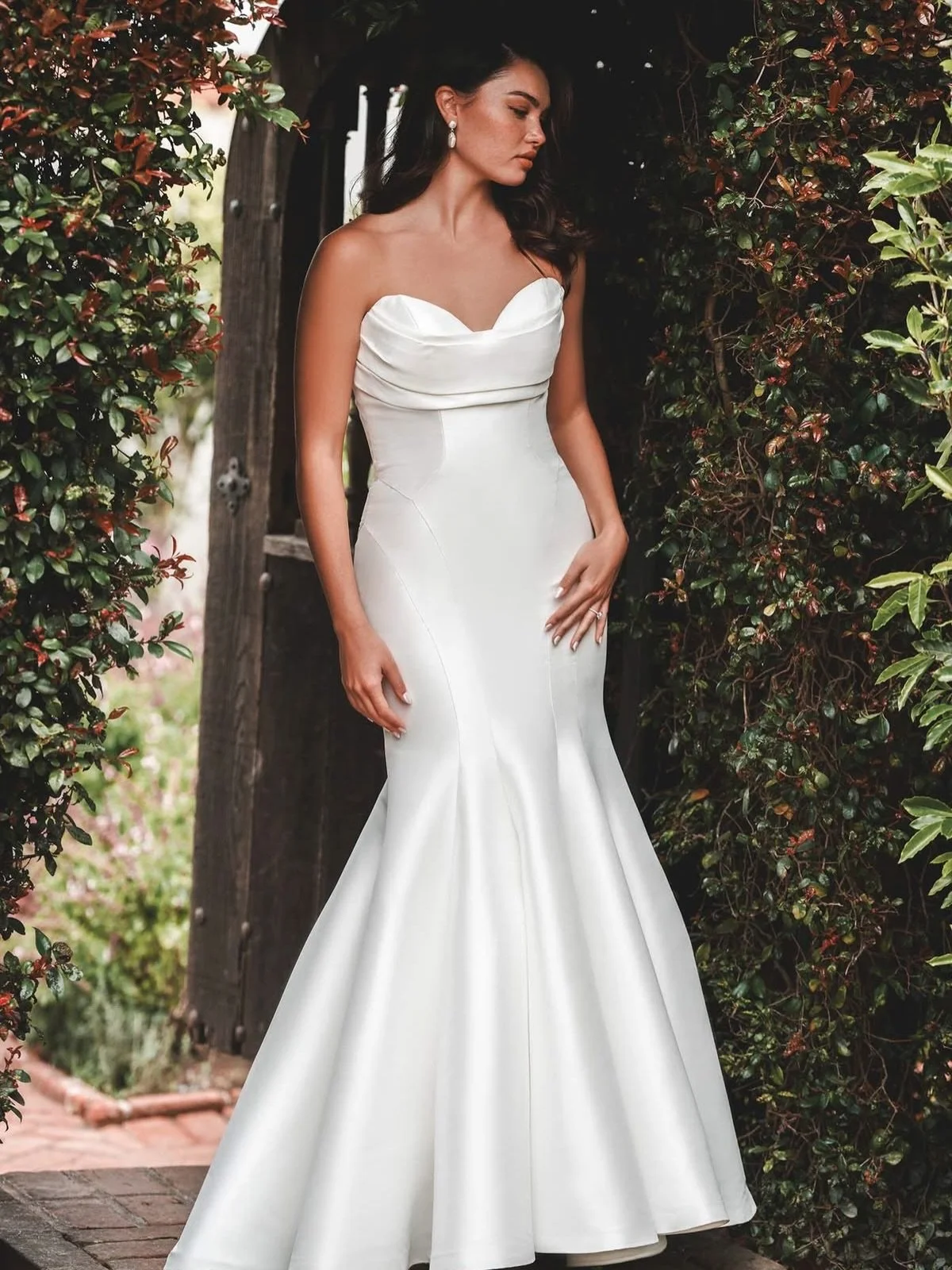 Timeless silhouettes for the effortlessly elegant bride✨