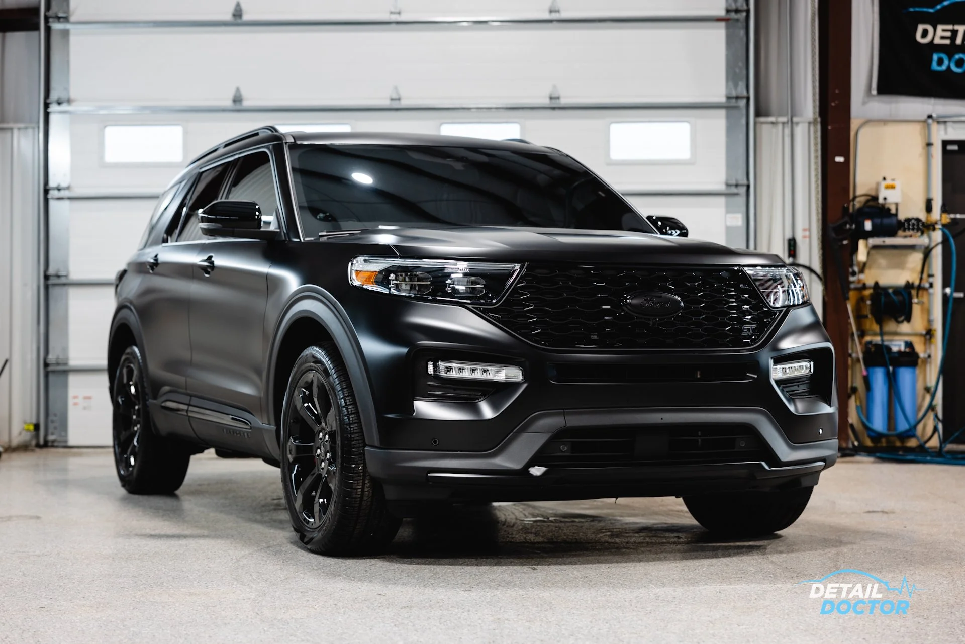 Stealth Ford Explorer