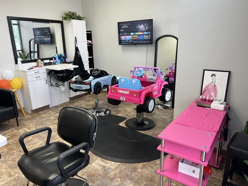 Beauty and the Brush Salon, business photo 7