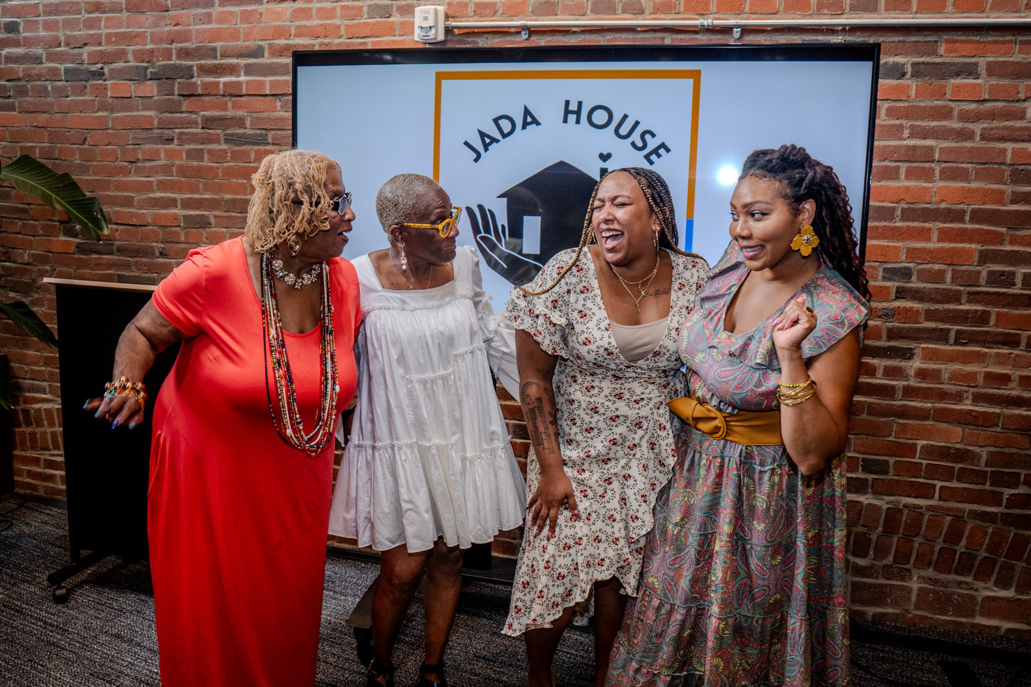 JADAHOUSEINC-SeniorLuncheon-TheRoundHouse-6-6-26-CoreyLankford-272.jpg