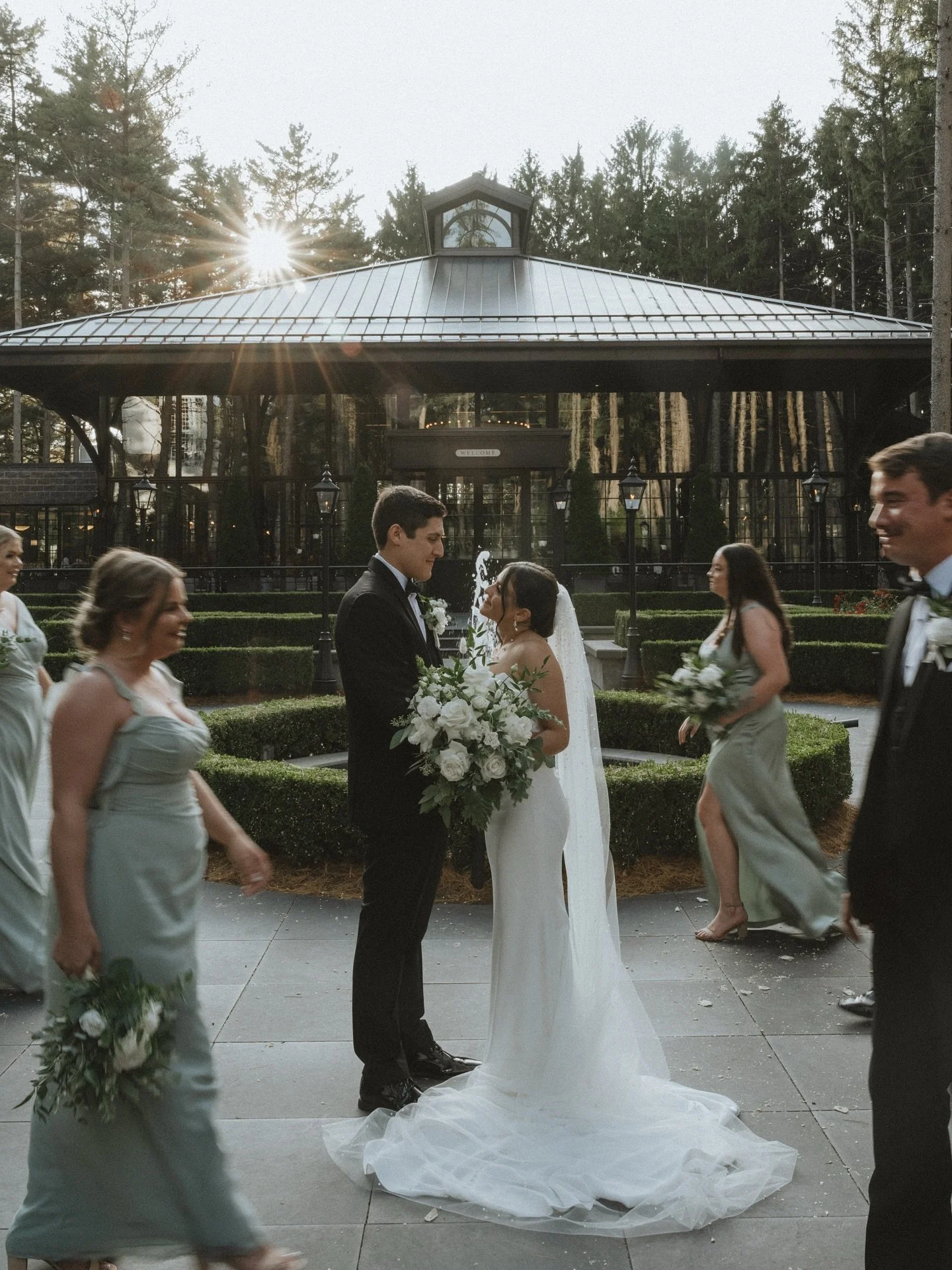 Surrounded by your favorite people 💛
.
.
.
Michigan wedding photographer, west Michigan wedding photographer, Detroit photographer, Shepherds Hollow Golf Club Weddings, Grand Rapids wedding photographer