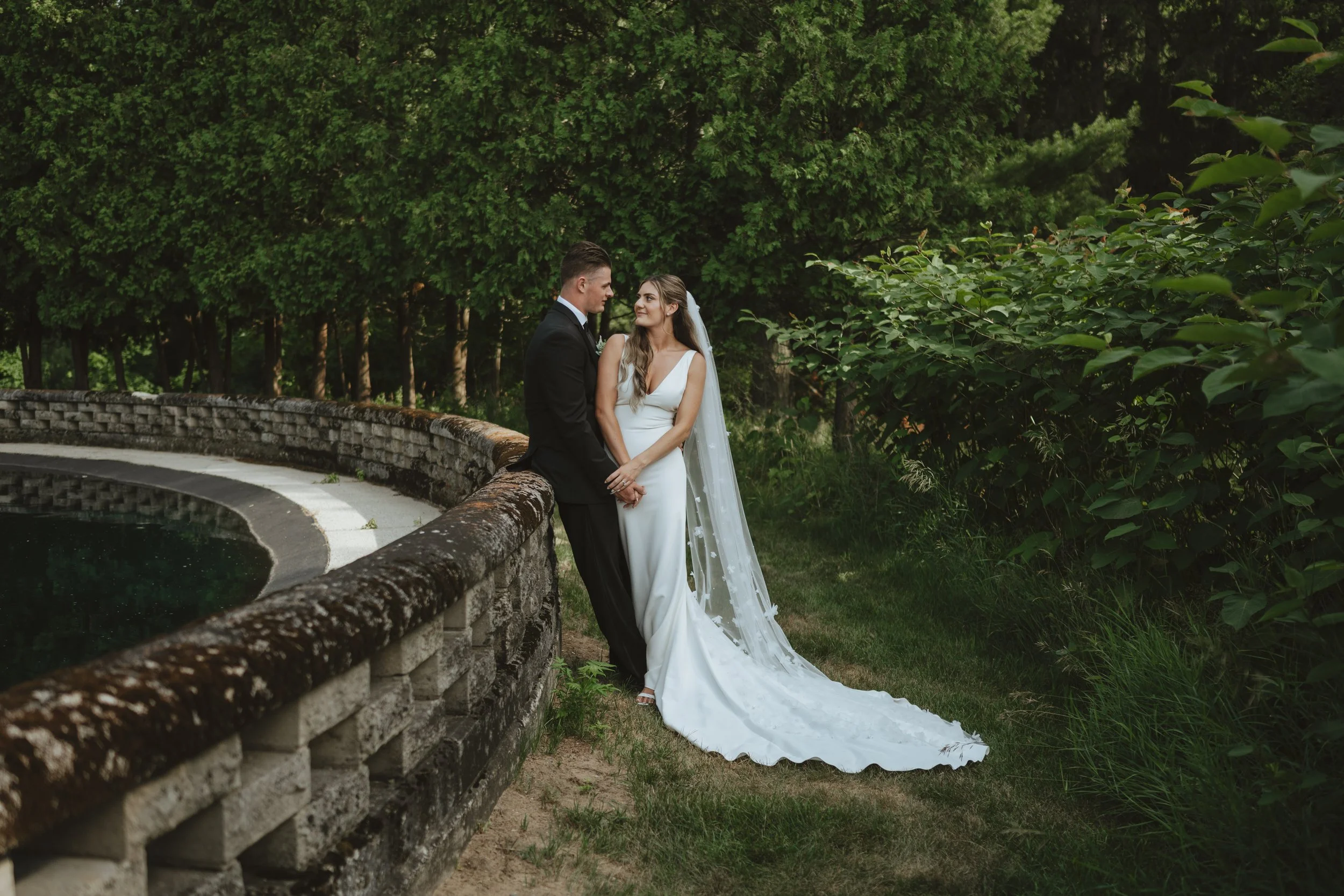 Summer Wedding at The Felt Estate Mansion 
