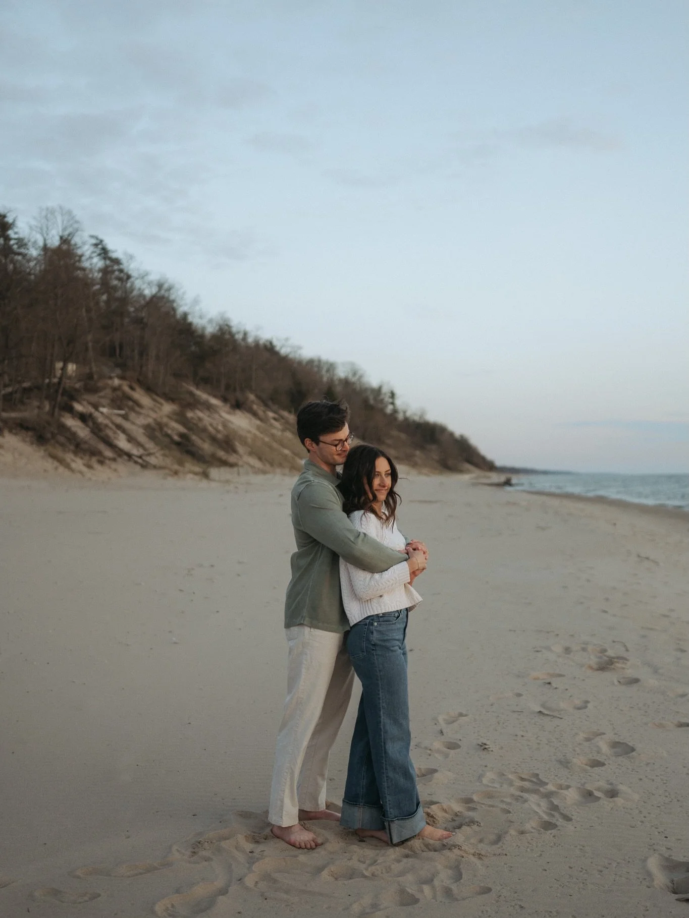 The weather&rsquo;s warming up and we&rsquo;re back at the beach! 🌅 
.
.
.
Grand Rapids wedding and engagement photographer serving West Michigan. Beach engagement sessions along Lake Michigan, Holland State Park, Saugatuck Dunes, Grand Haven, Rosy 