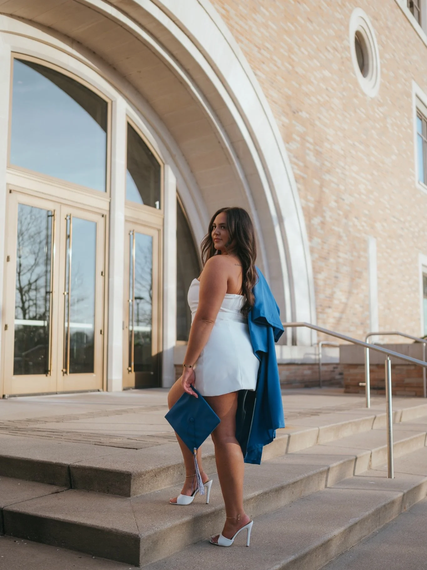 Graduation season 💙🎓
.
.
.
College graduation photoshoot, grand valley state university graduation photos, west Michigan photographer, Michigan college graduate photos, GVSU graduate session