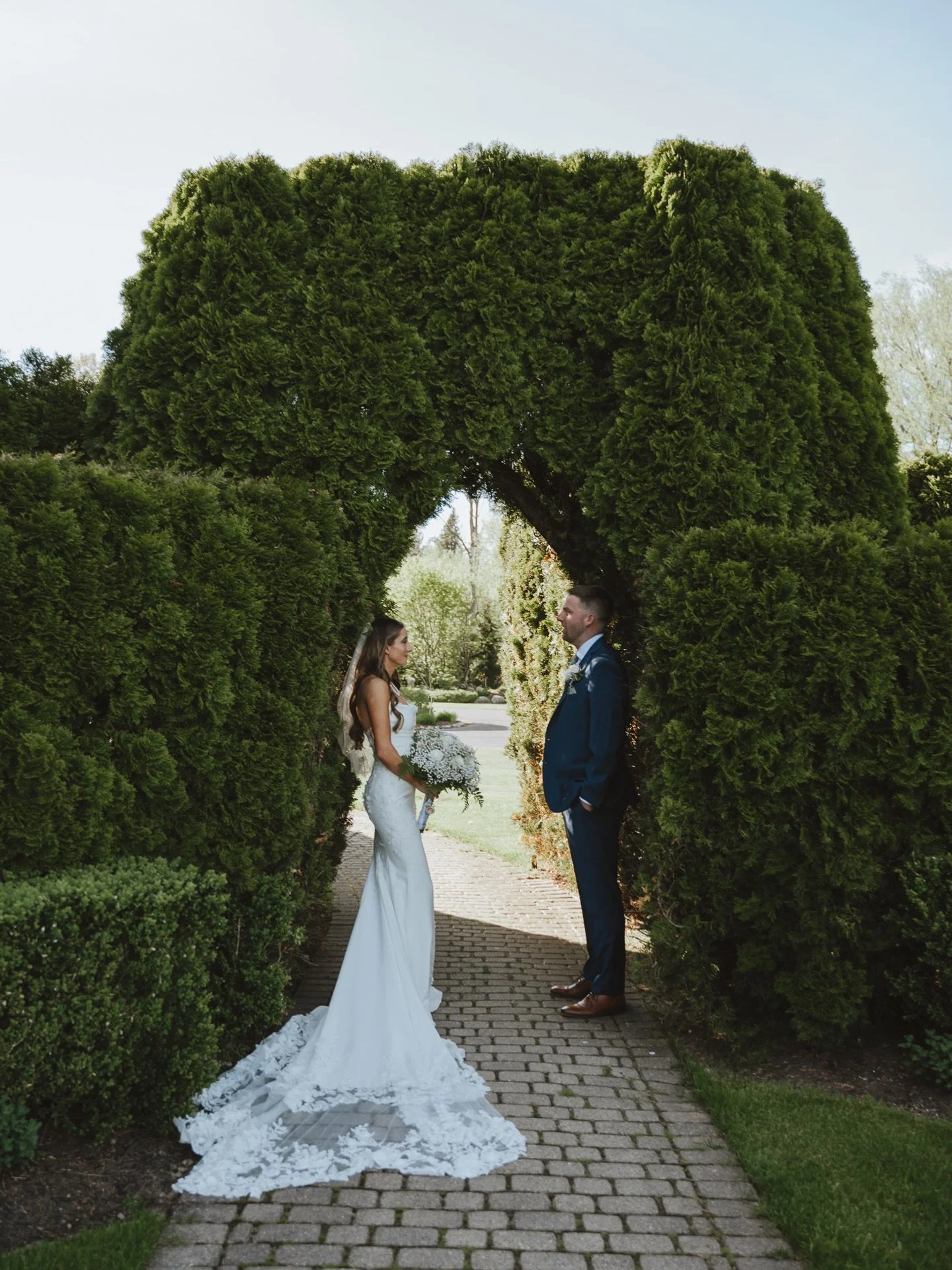The Lancasters 💍🥂
.
.
.
#CastleFarmsWedding #CharlevoixWedding #NorthernMichiganWedding #MichiganWeddingPhotographer #CastleWeddingVenue LakeMichiganWedding CharlevoixMI RomanticWeddingVibes MidwestWedding LuxuryWeddingInspo