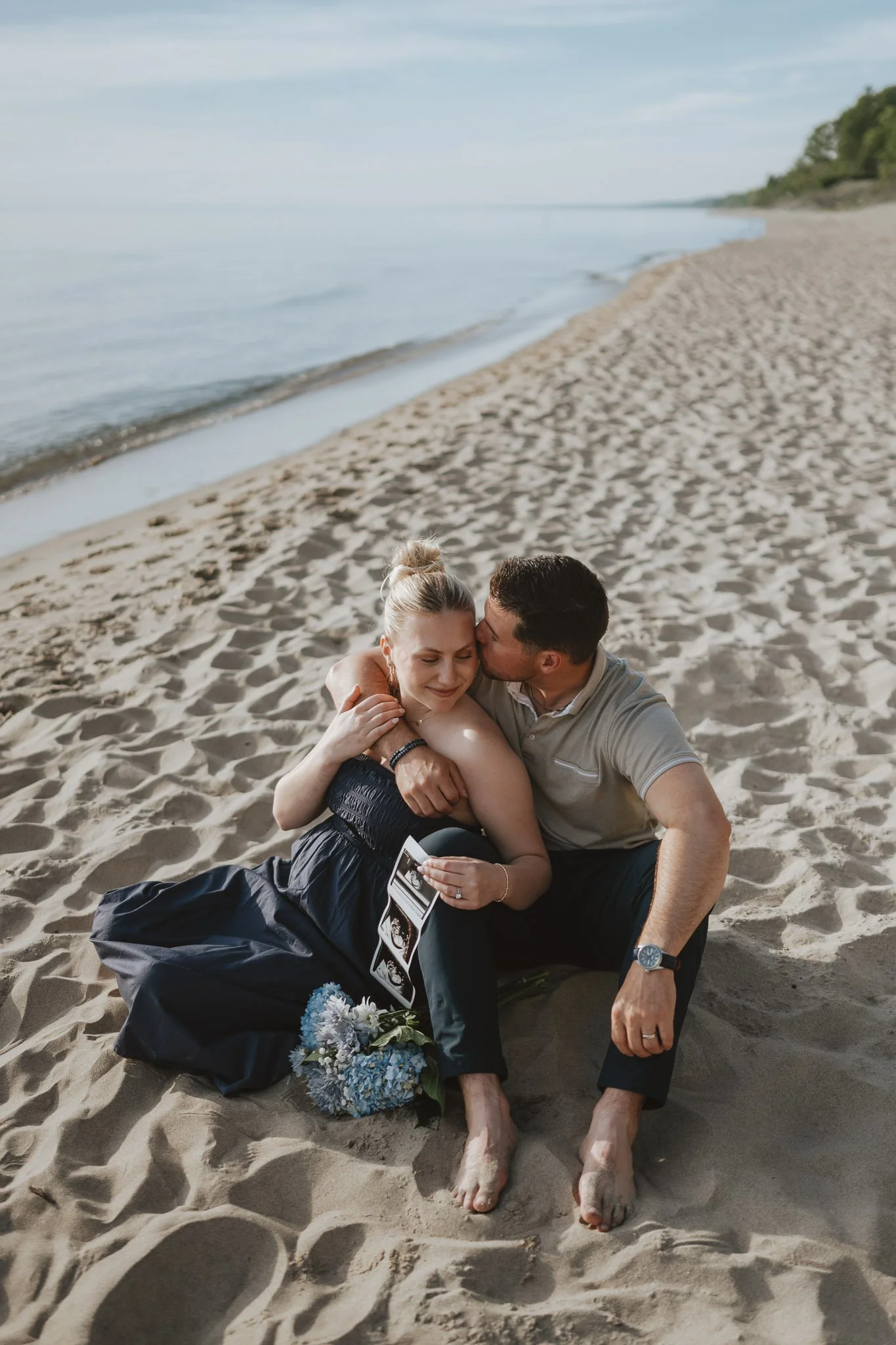A Sweet Baby Gender Reveal Session | Grand Rapids Maternity Photographer