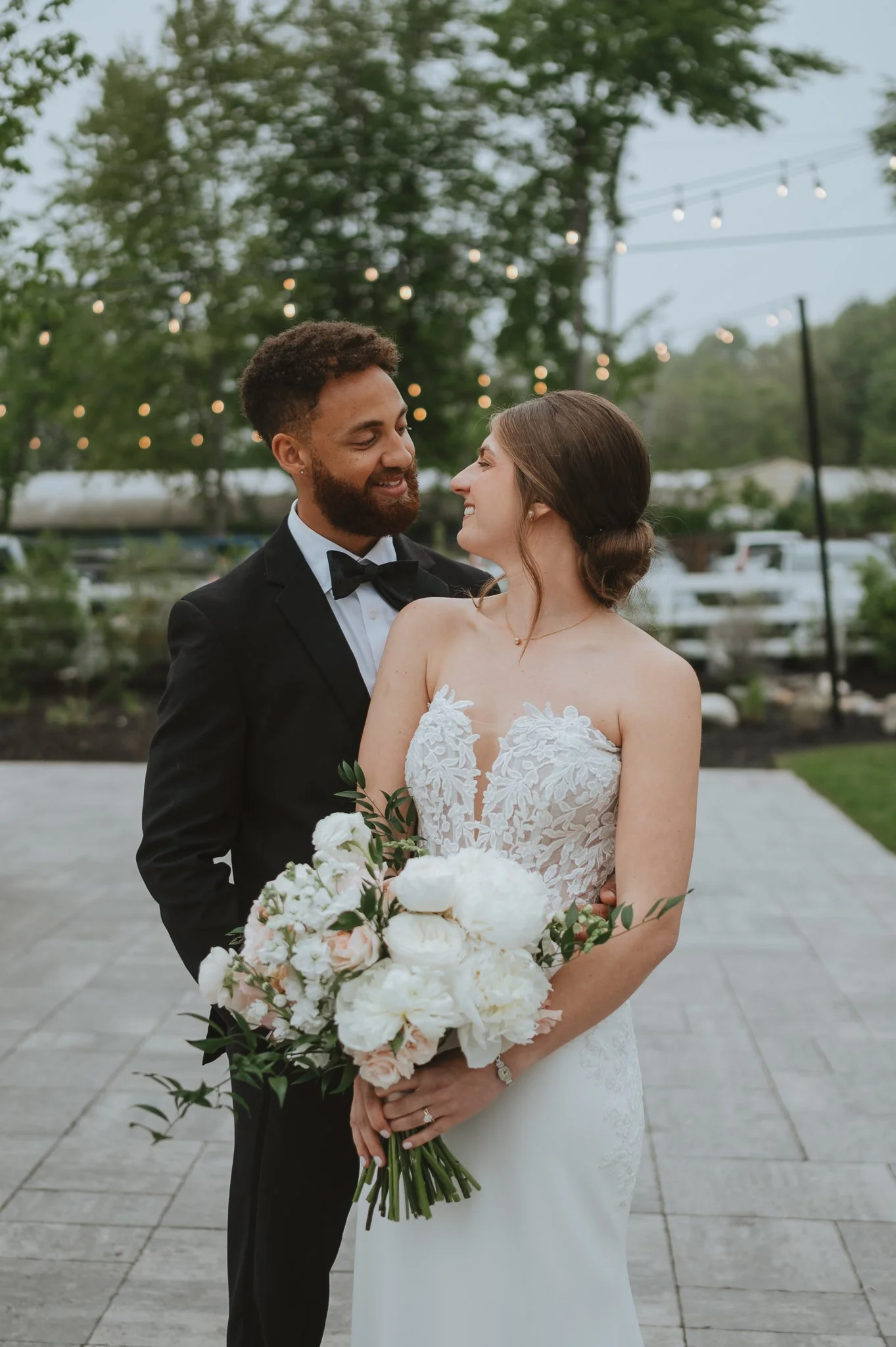 Ivy House Wedding Venue Spring Wedding | Elegant Michigan Wedding Photos