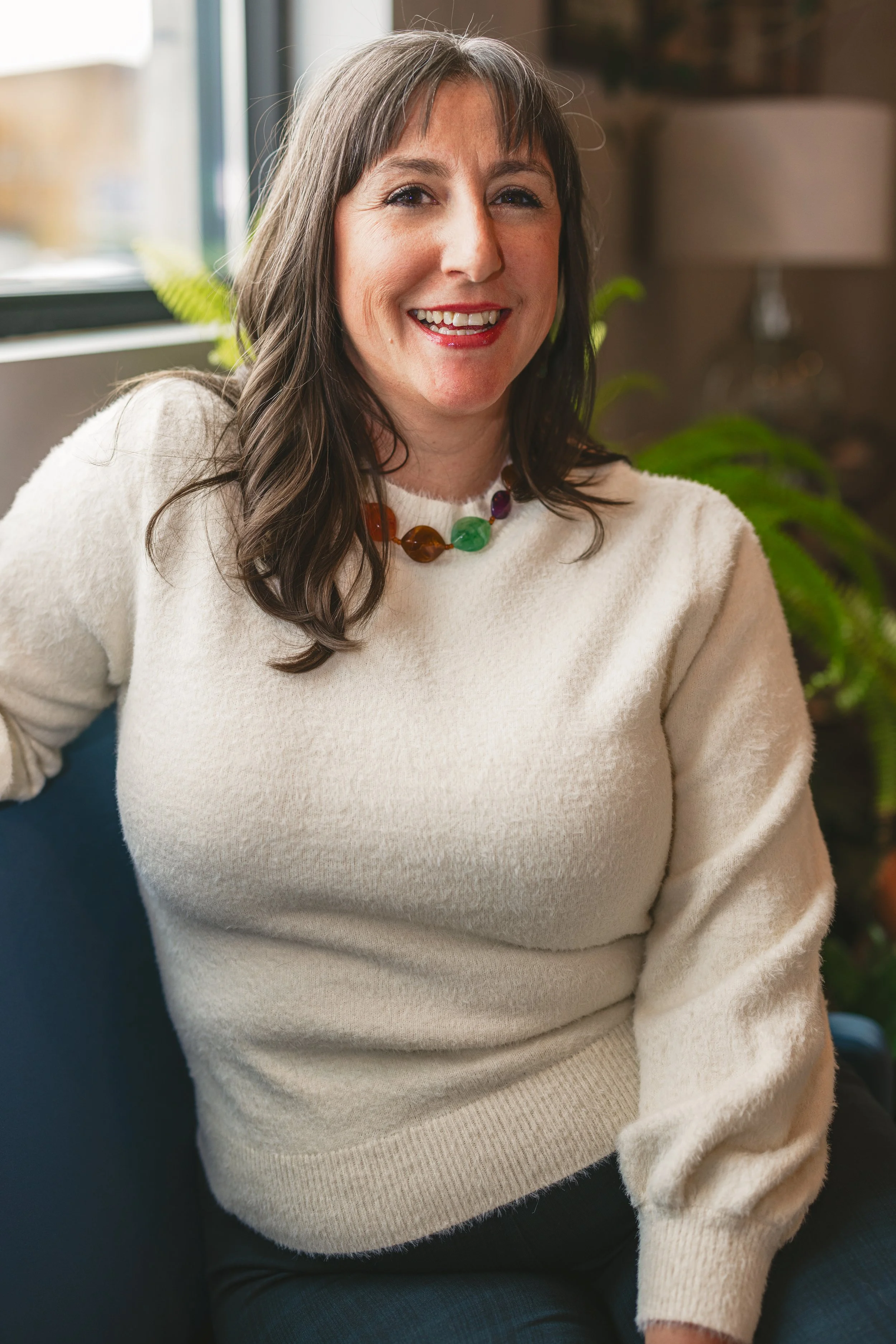 Tami Majszak headshot