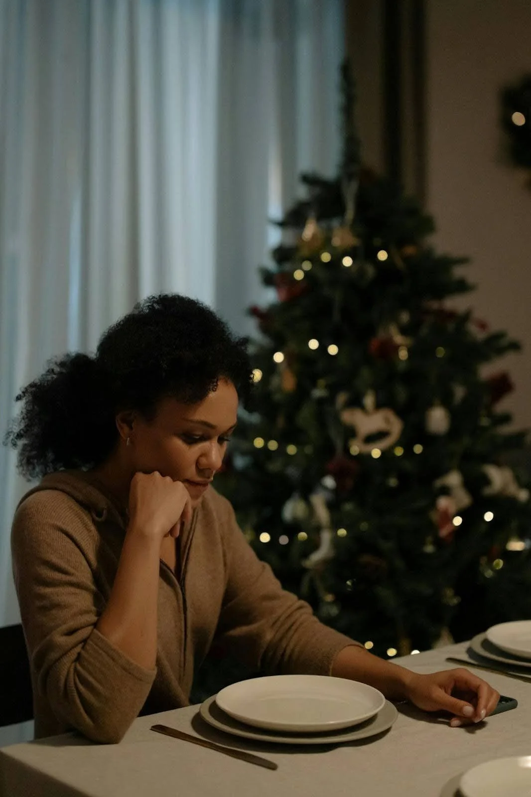 5 Meaningful Ways to Honor Loved Ones Around the Holidays (and Beyond)