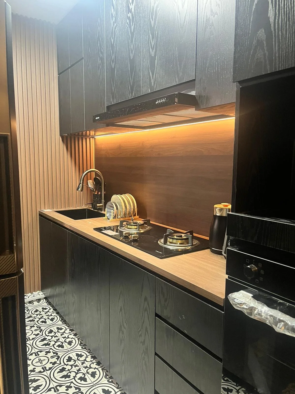 128B Plantation Crescent 2