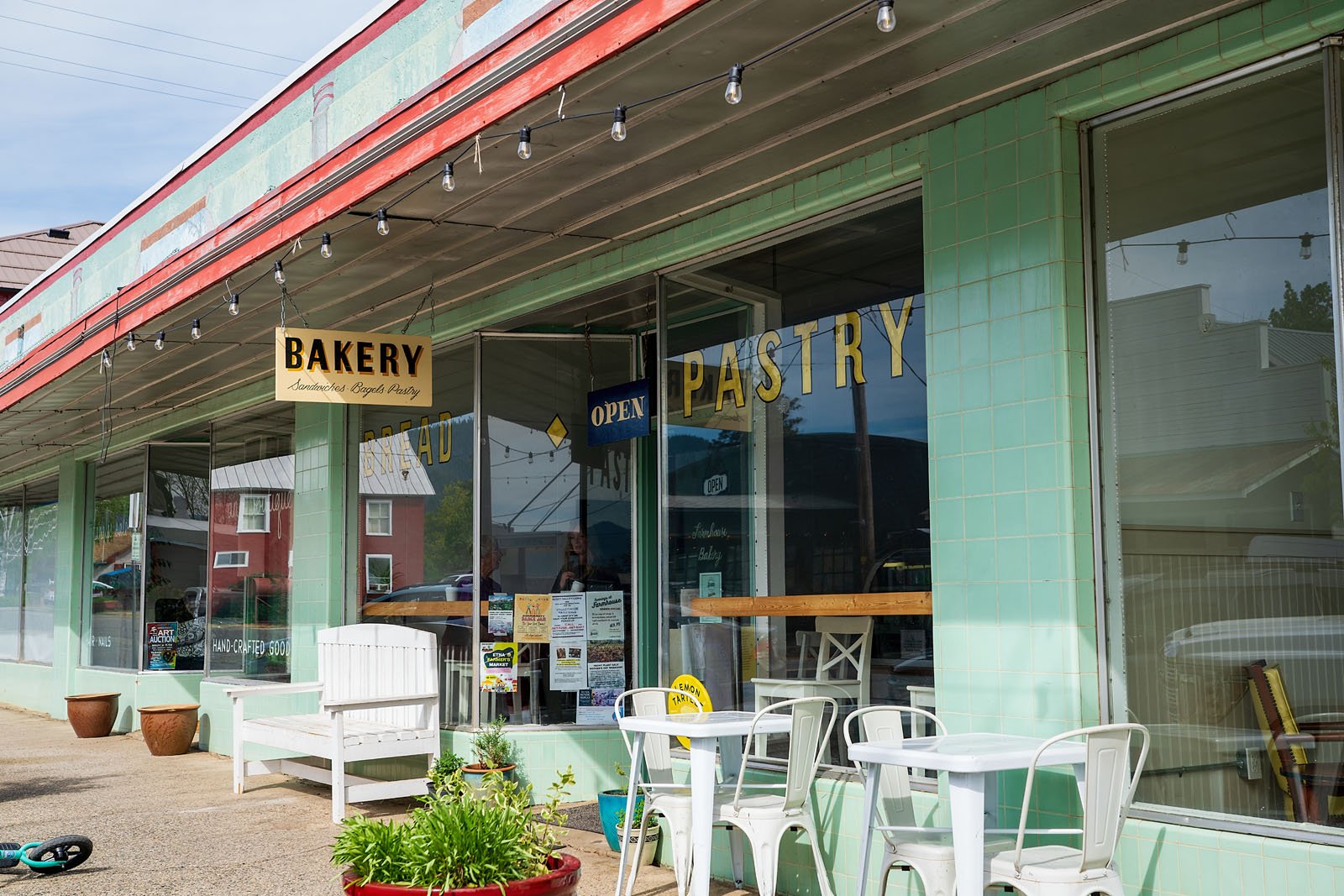 FarmhouseBakeryEtna_01-Exposure.jpg