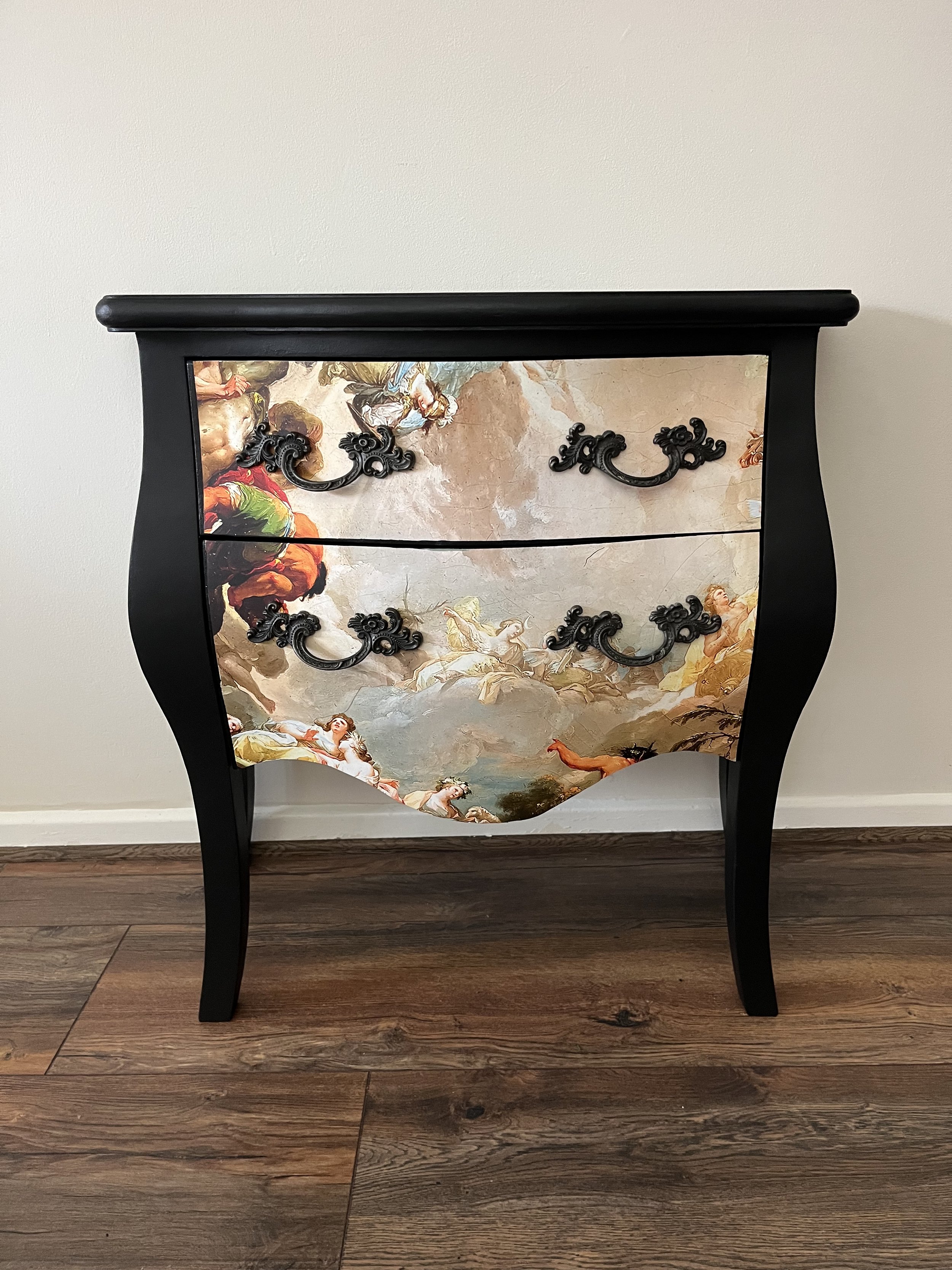 Baroque Bombe Chest