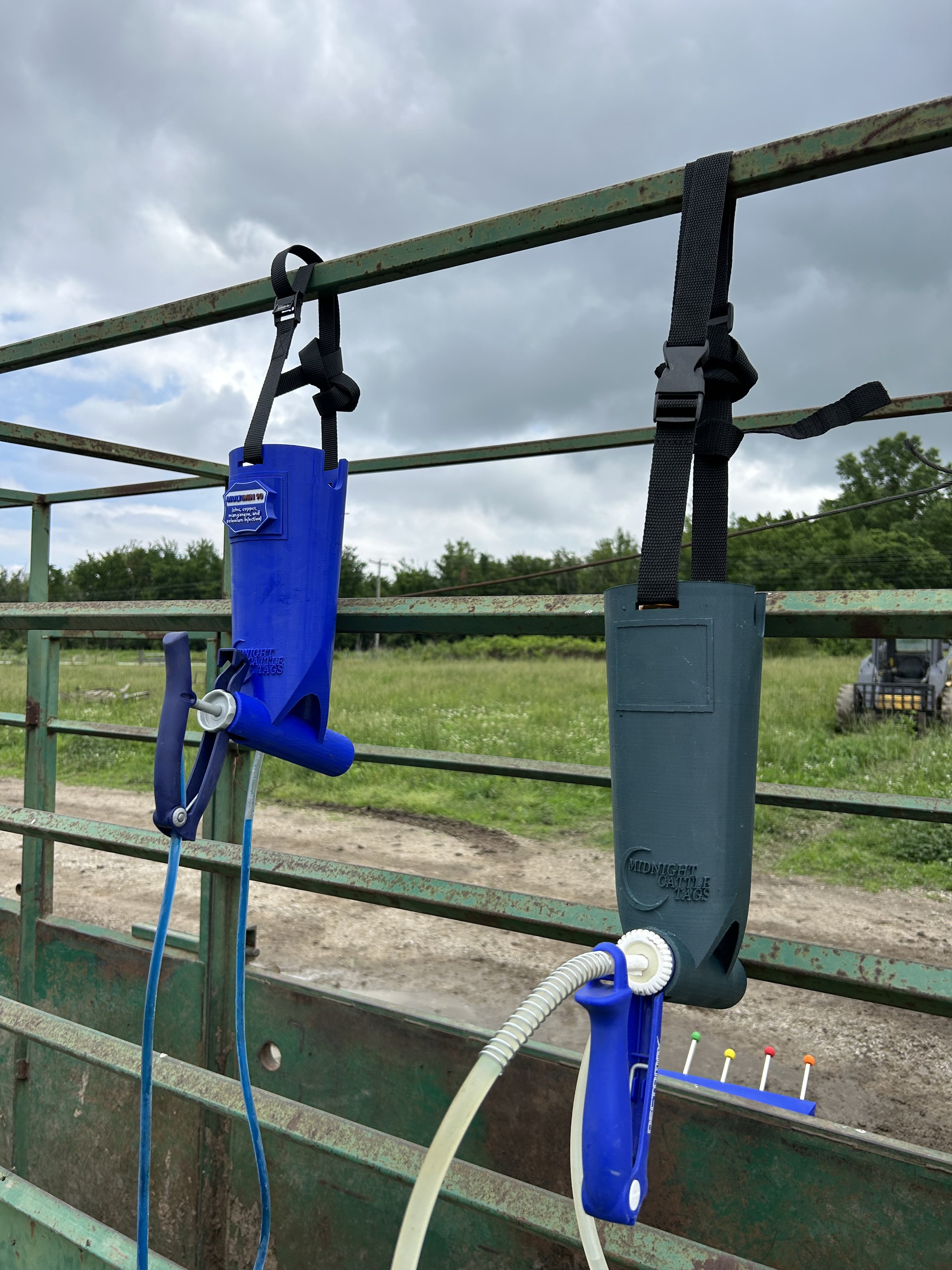 Hanging Bottle and Syringe Holder