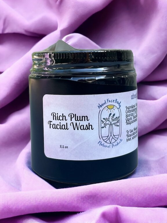 Rich Plum facial wash