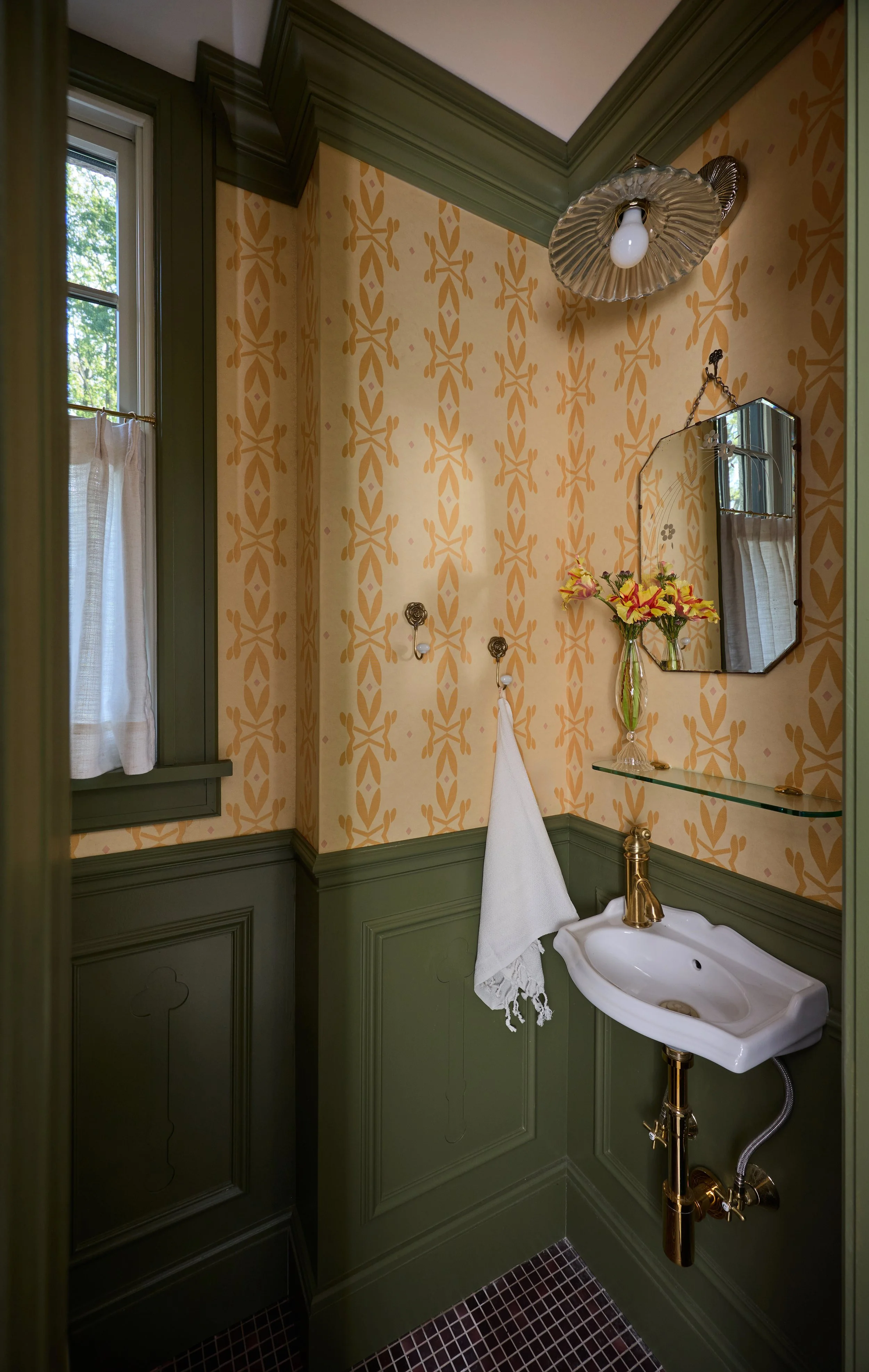 Dwell & Design_13F (1).jpg
