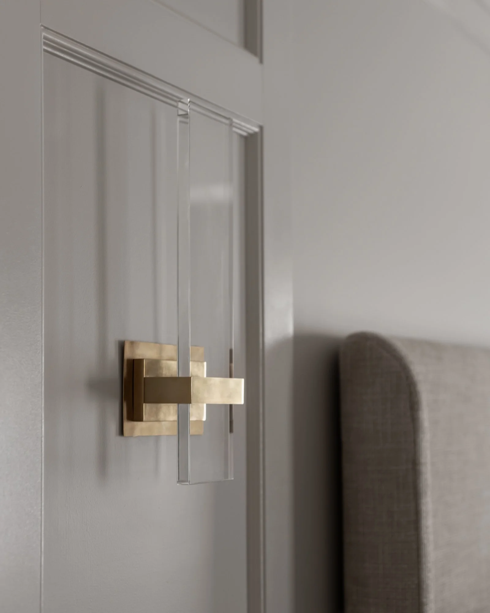 brass-and-acrylic-wall-sconce.jpg