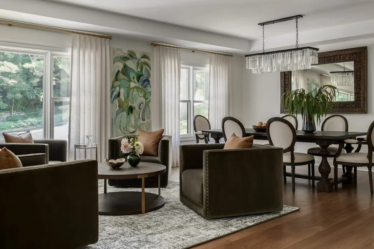 I love the dialogue between structure and softness here&hellip;clean architectural lines balanced by plush texture, warm neutrals, and a hint of greenery 🤍 

Design: @kr_interior_design_studio 
Photography: @meghanbalcomphotography 
Stylist: @jbt_st