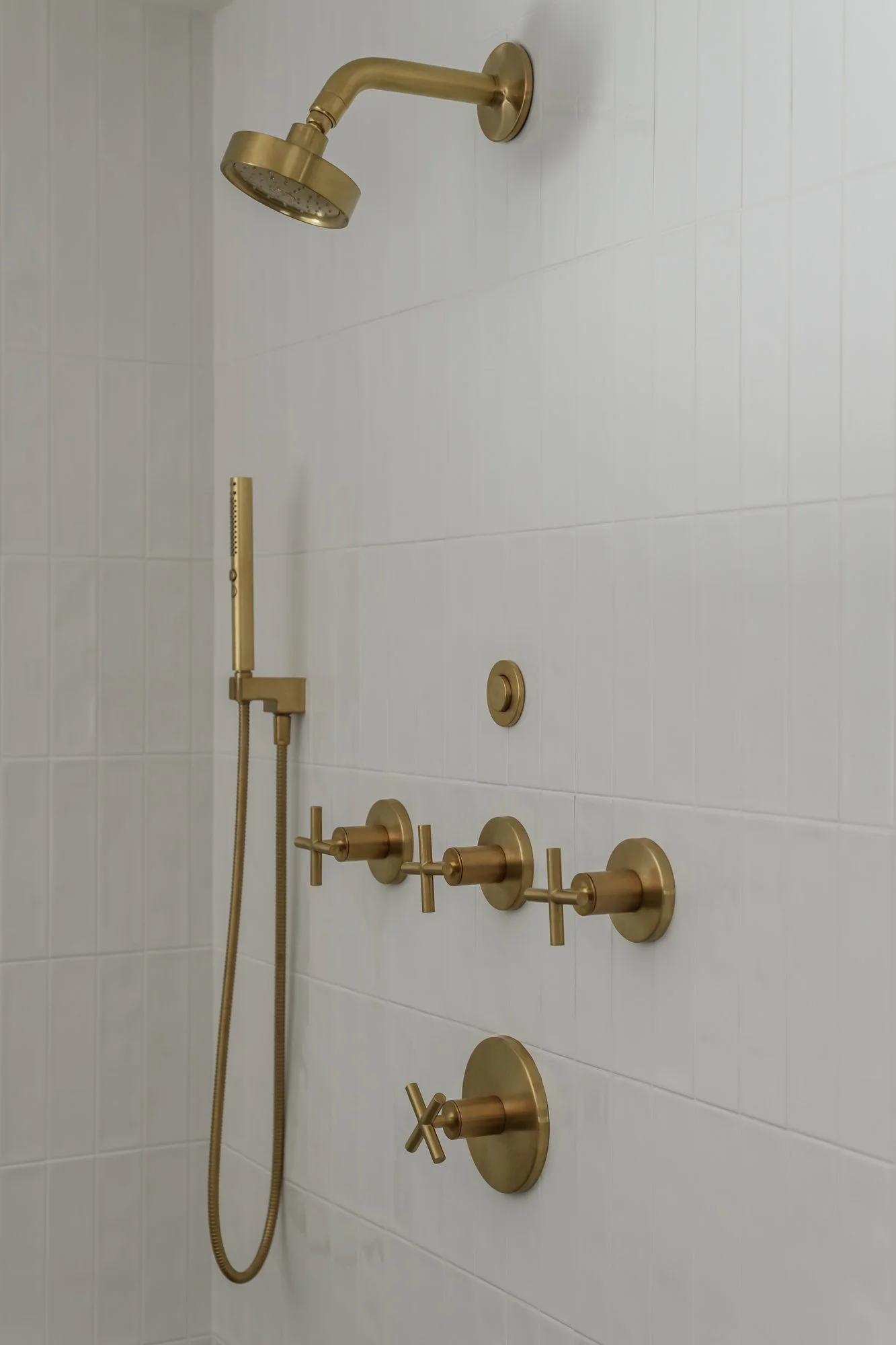 Plumbing primary bathroom in Chatham, NJ