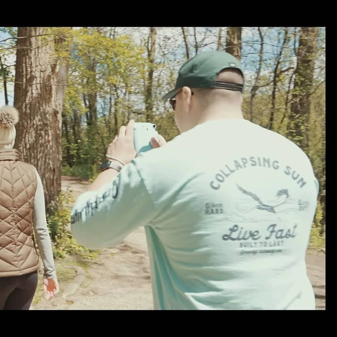 Repping the @collapsingsun shirt in my New Music Video for &quot;EVERYTHING&quot; go watch like and SUBSCRIBE youtube link in bio.  Also go check out the Collapsing Sun store he makes some Gnarly merch.  #supportsmallbusiness #supportyourfriends #pro