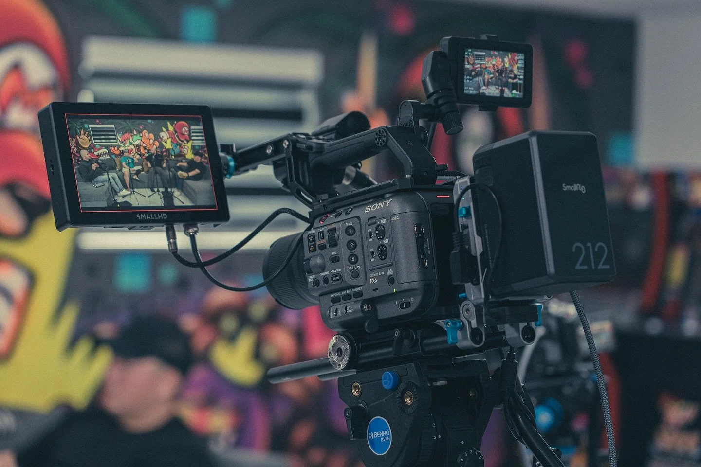 On set for another podcast with the guys over at @theasompod 
&bull;
🎥 Sony FX6 and FX3 all around into the atem for client monitor/backup recording. Zoom F8n Pro for that sweet 32bit float 🎙️
&bull;
#podcast #bts #behindthescenes #onset #videoprod