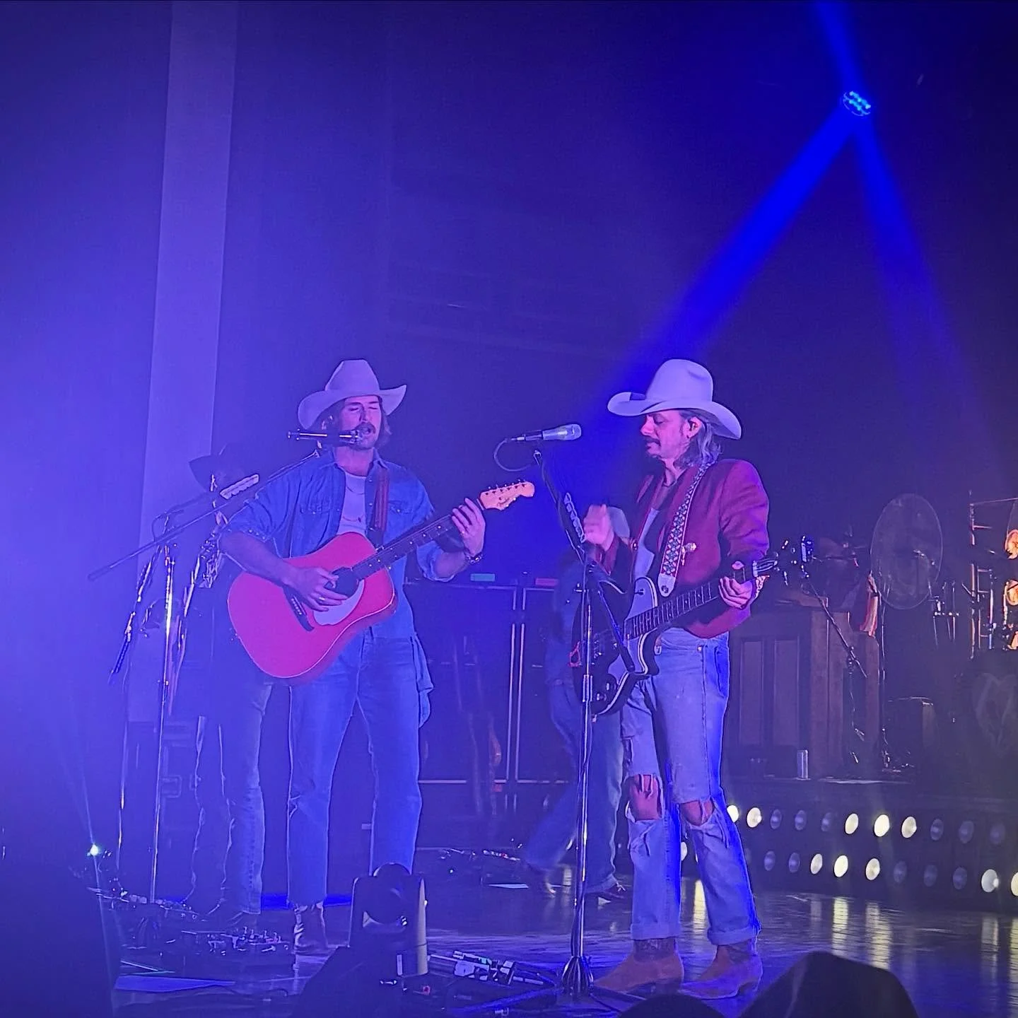 #Midland sure does put on a good show every time&hellip; #NewYearsEve #drinkingproblem #Arizona #MrLonely #DesertMusic