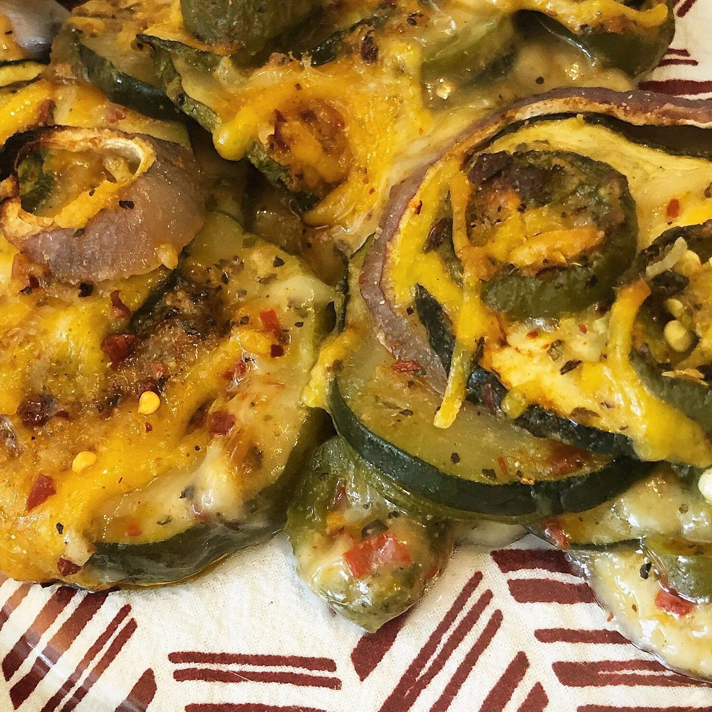 Desert Howl Heat Kitchen &bull;&bull; Smoked &amp; Spicy Zucchini Casserole 🔺🔻🔺🔻&bull;&bull;&bull; I&rsquo;m into casseroles lately... 🌶🌶 *Sighh... The problem is casseroles are meant to be shared so I often have to simmer down on the heat leve